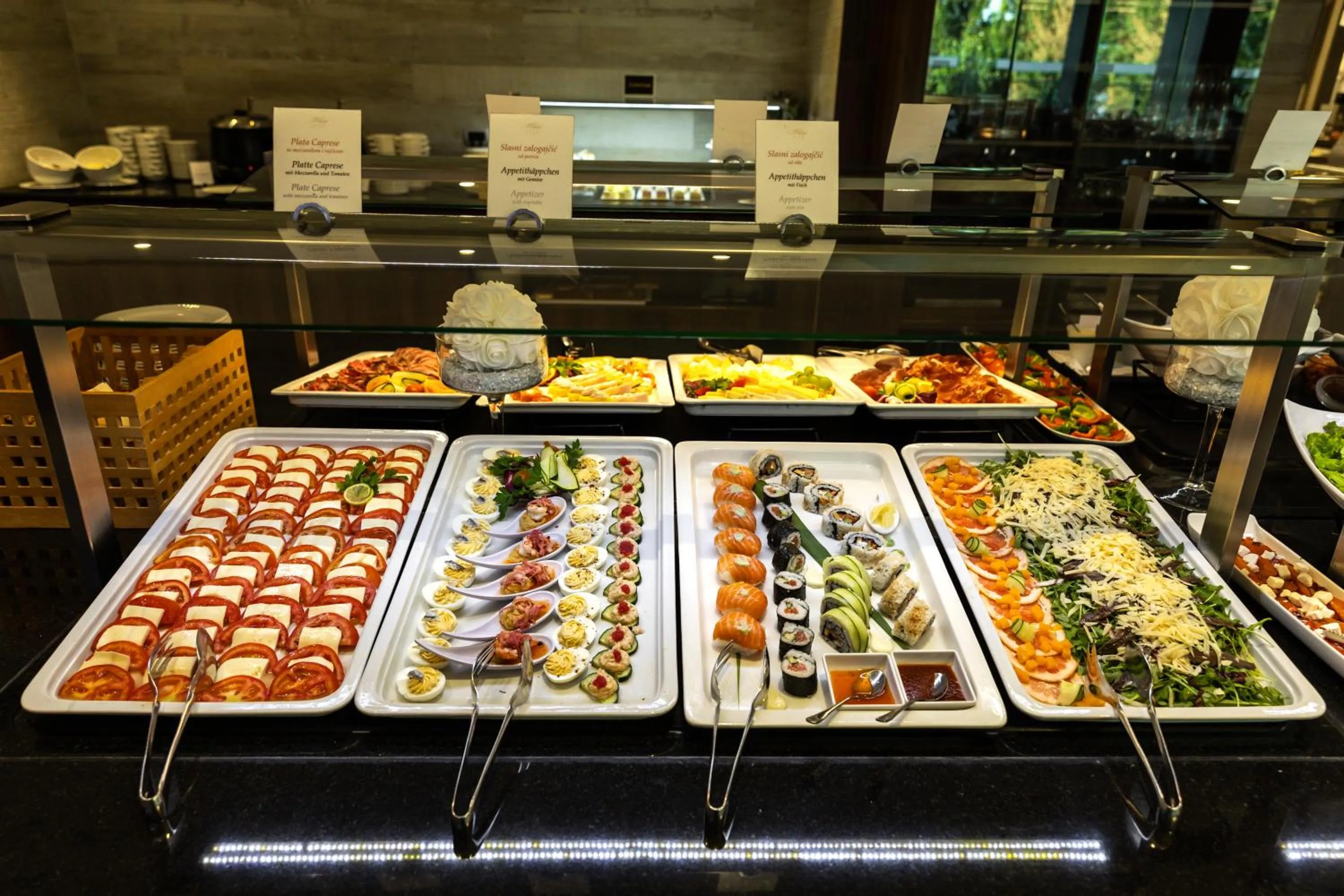 Food in Hotel Plaža Duće