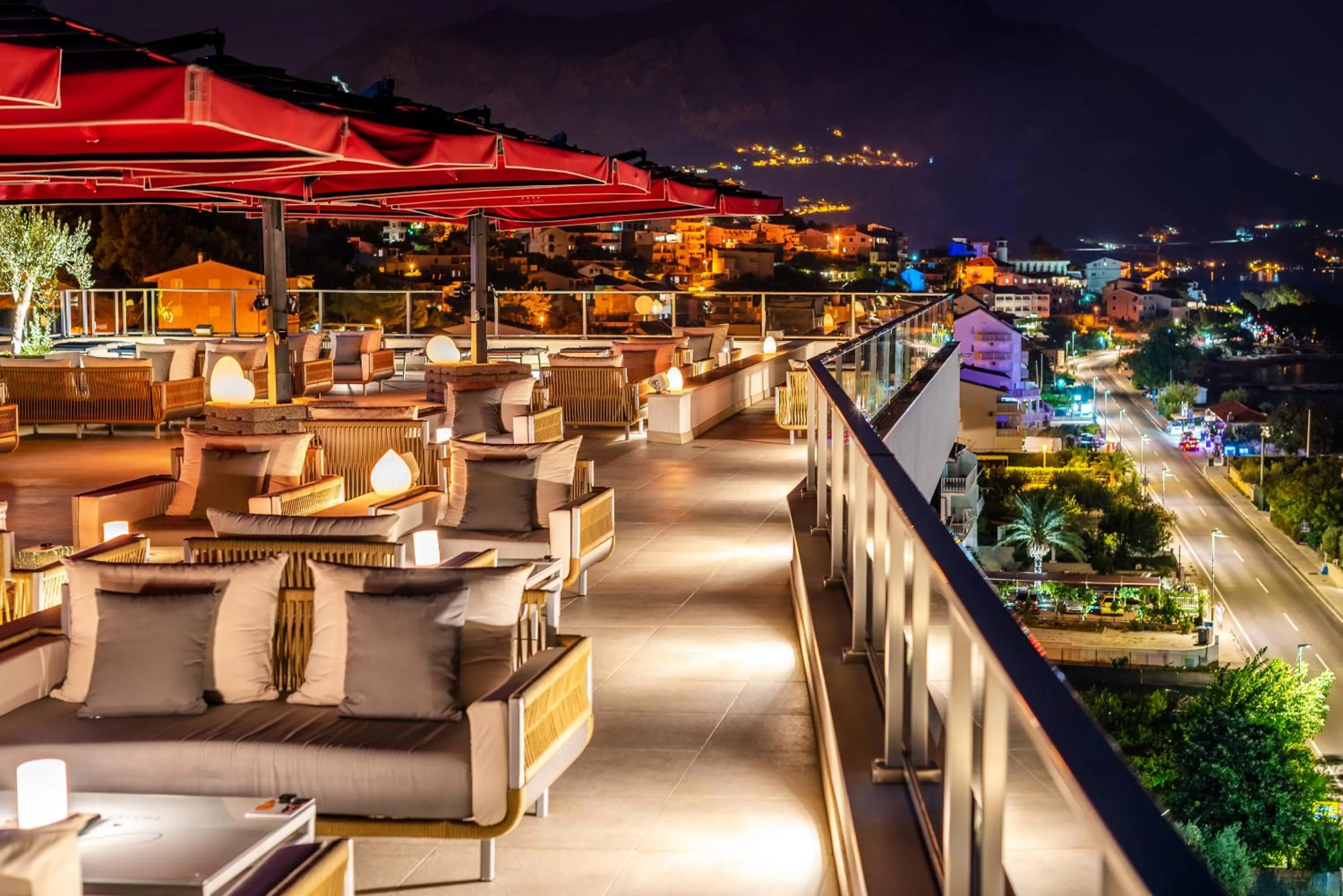 Night in Hotel Plaža Duće