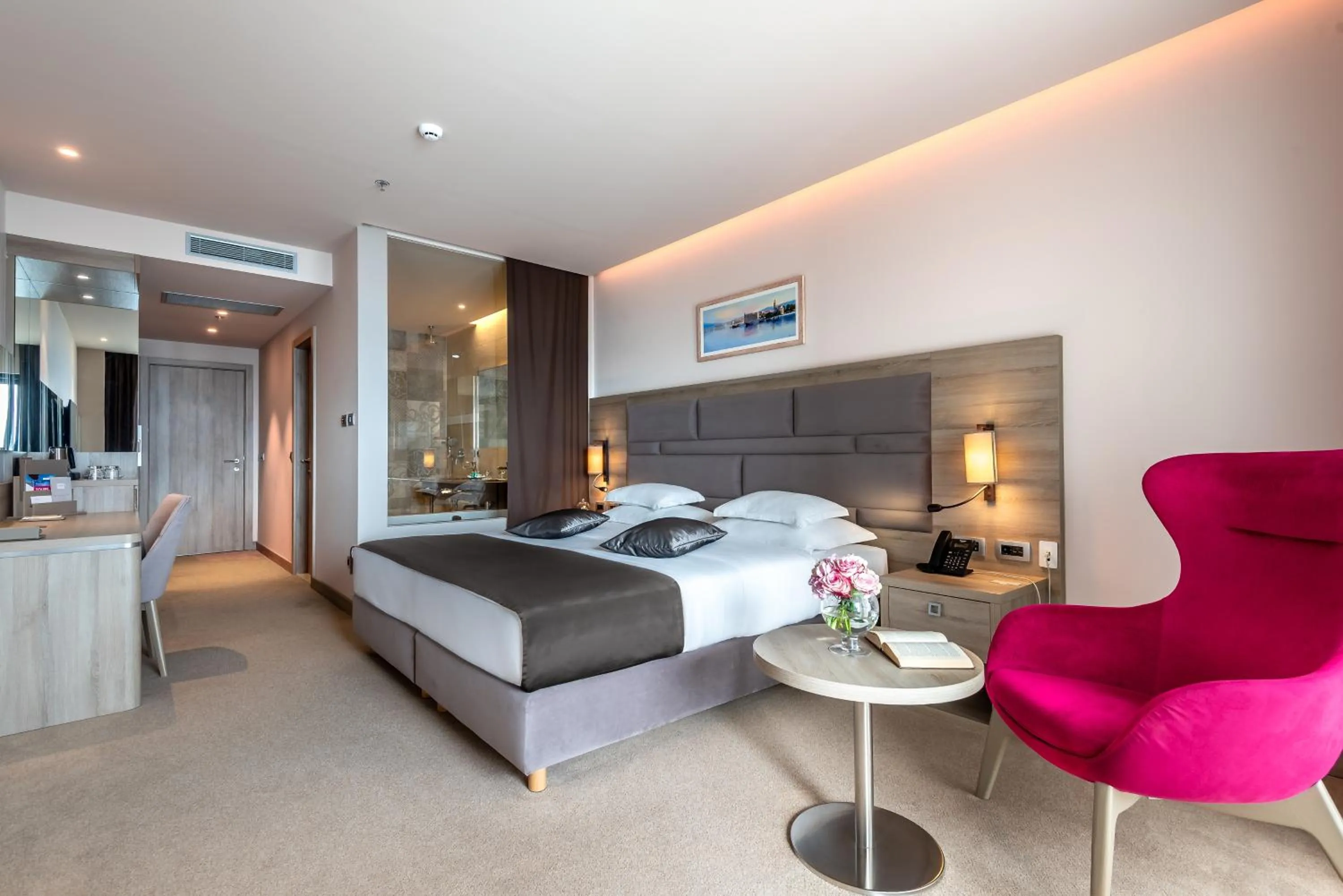 Bed in Hotel Plaža Duće