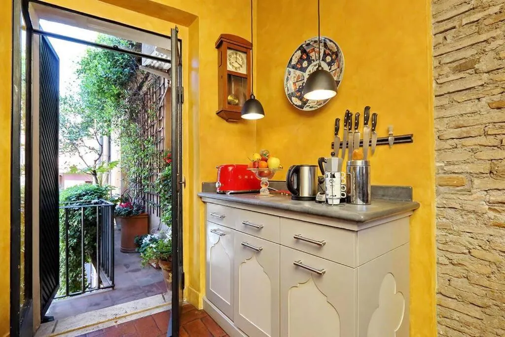 Spectacular Luxury Flat in Trastevere