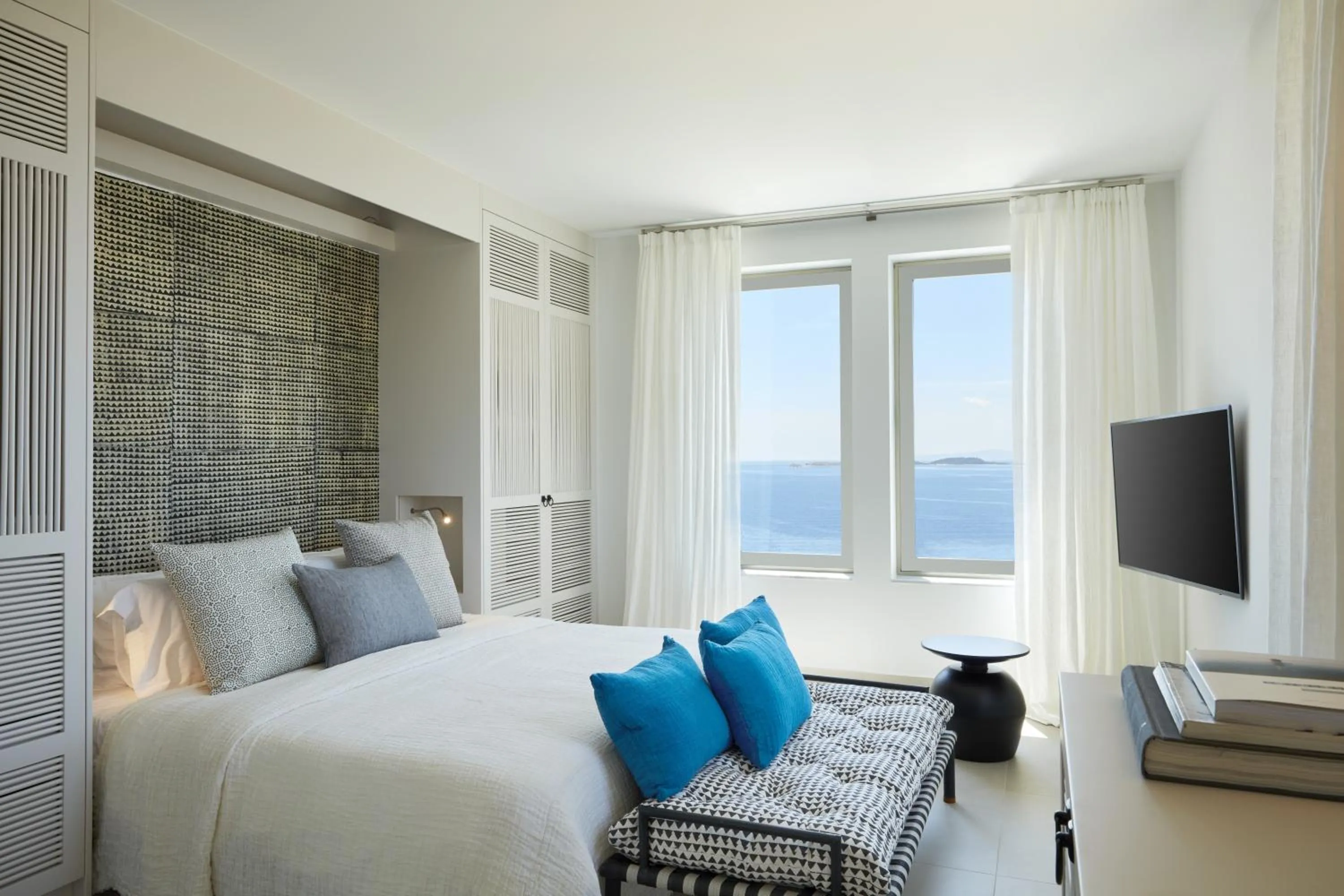 Bed in Eagles Villas - Small Luxury Hotels of The World