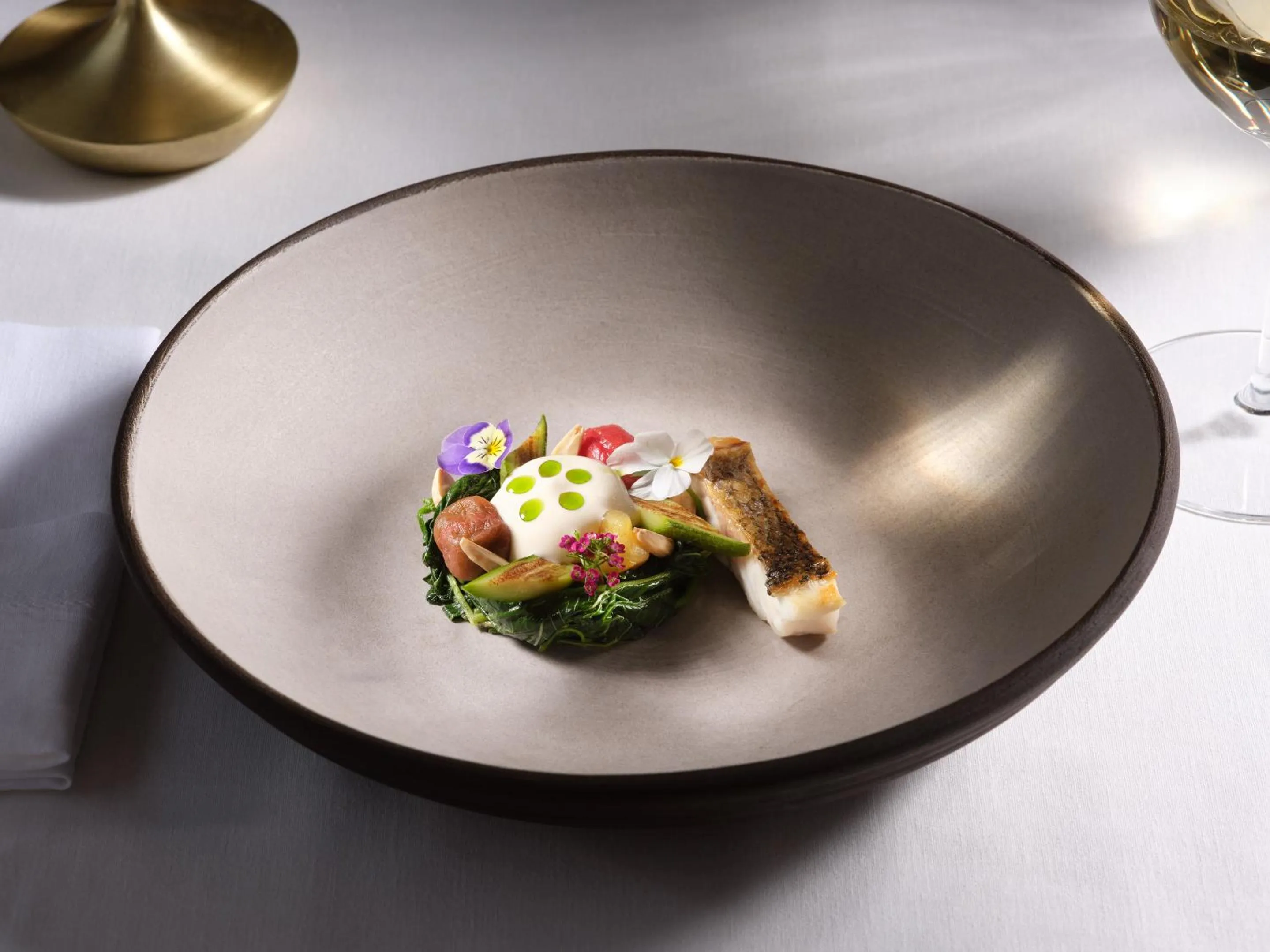 Food and drinks in Eagles Villas - Small Luxury Hotels of The World