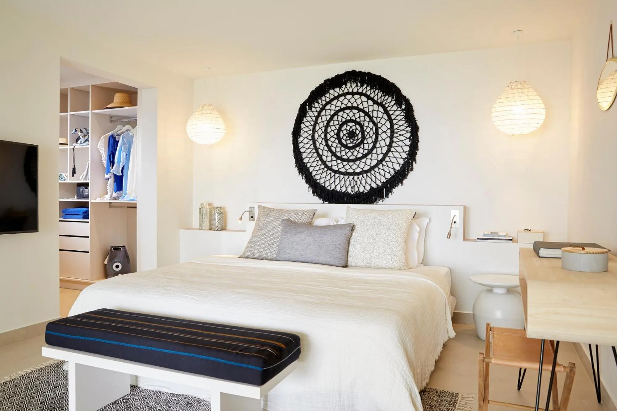 Bed in Eagles Villas - Small Luxury Hotels of The World