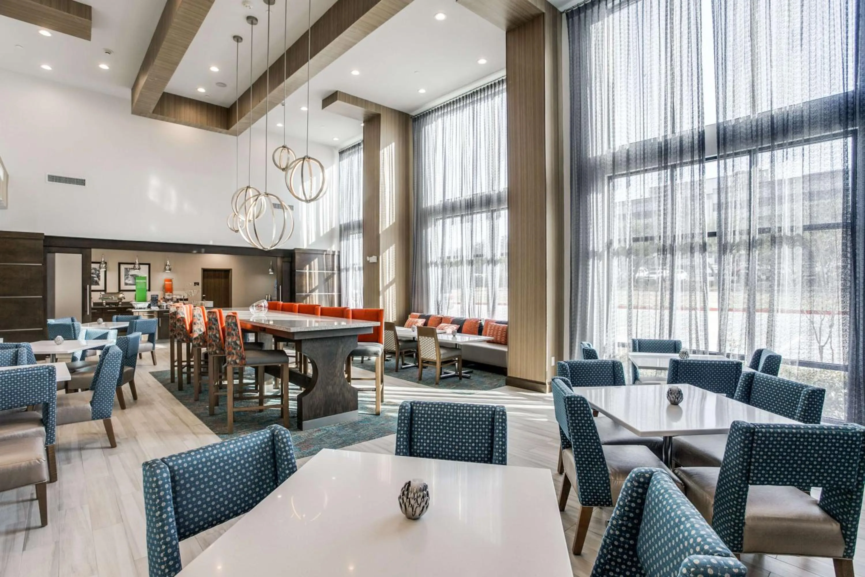 Lobby or reception in Hampton Inn & Suites Dallas-Central Expy/North Park Area