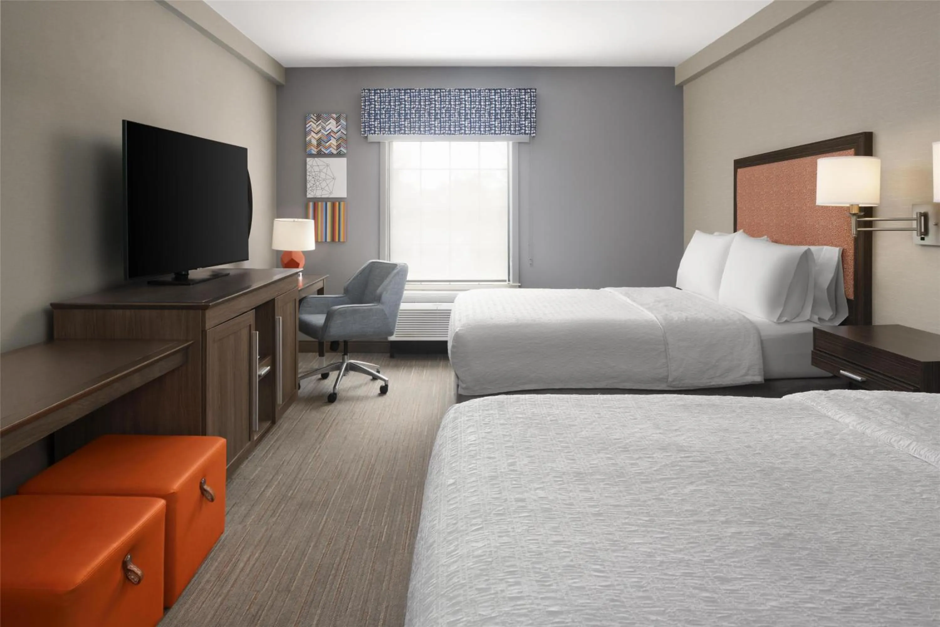 Bed in Hampton Inn & Suites Yonkers - Westchester