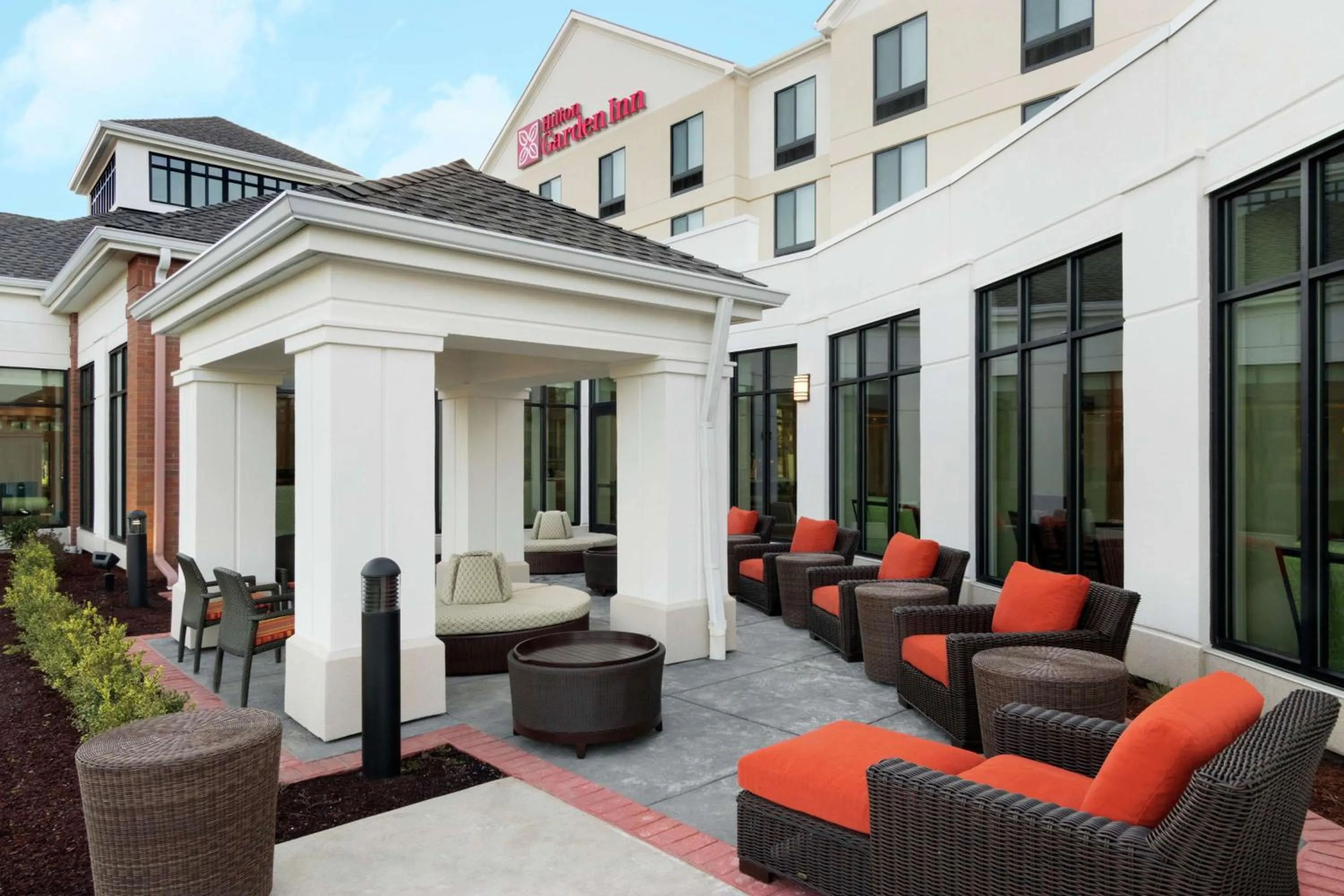 Patio in Hilton Garden Inn Medford