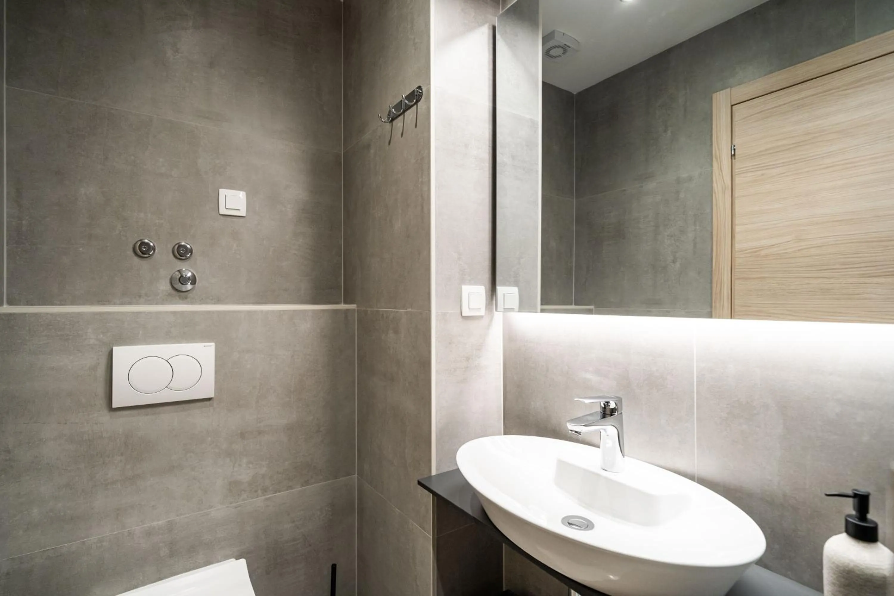 Bathroom in Bacan Serviced Apartments