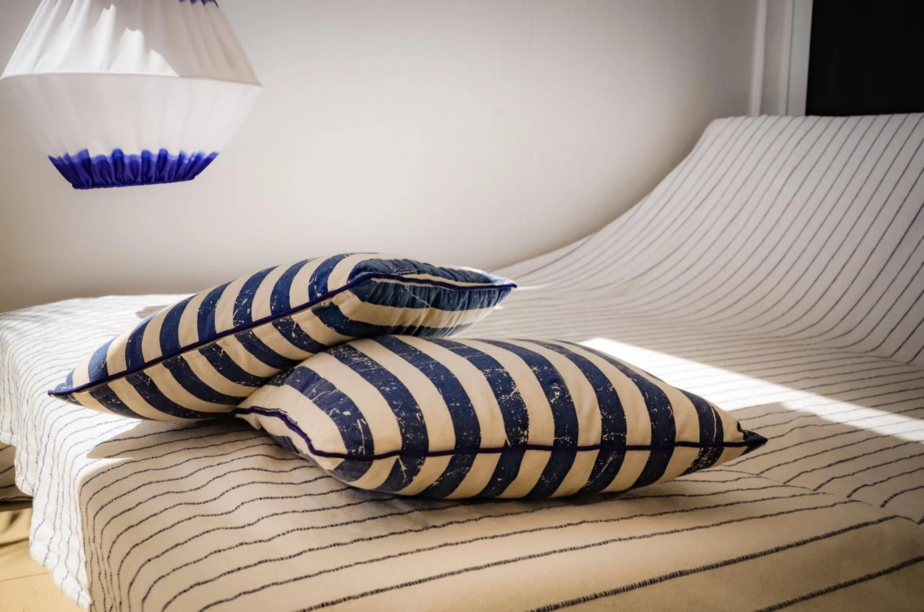 Patio, Bed in Calypso Oasis Apartments