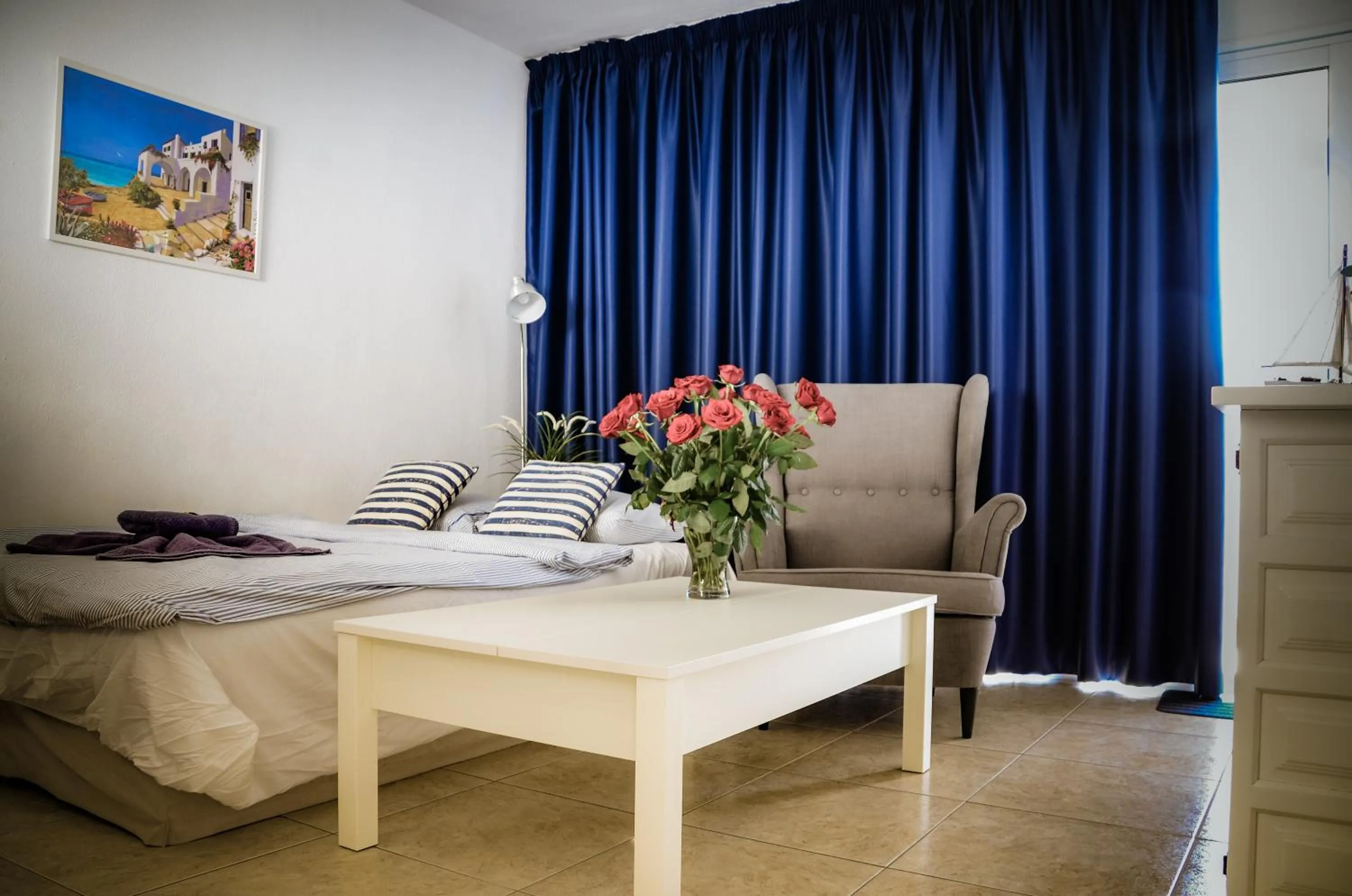Living room in Calypso Oasis Apartments