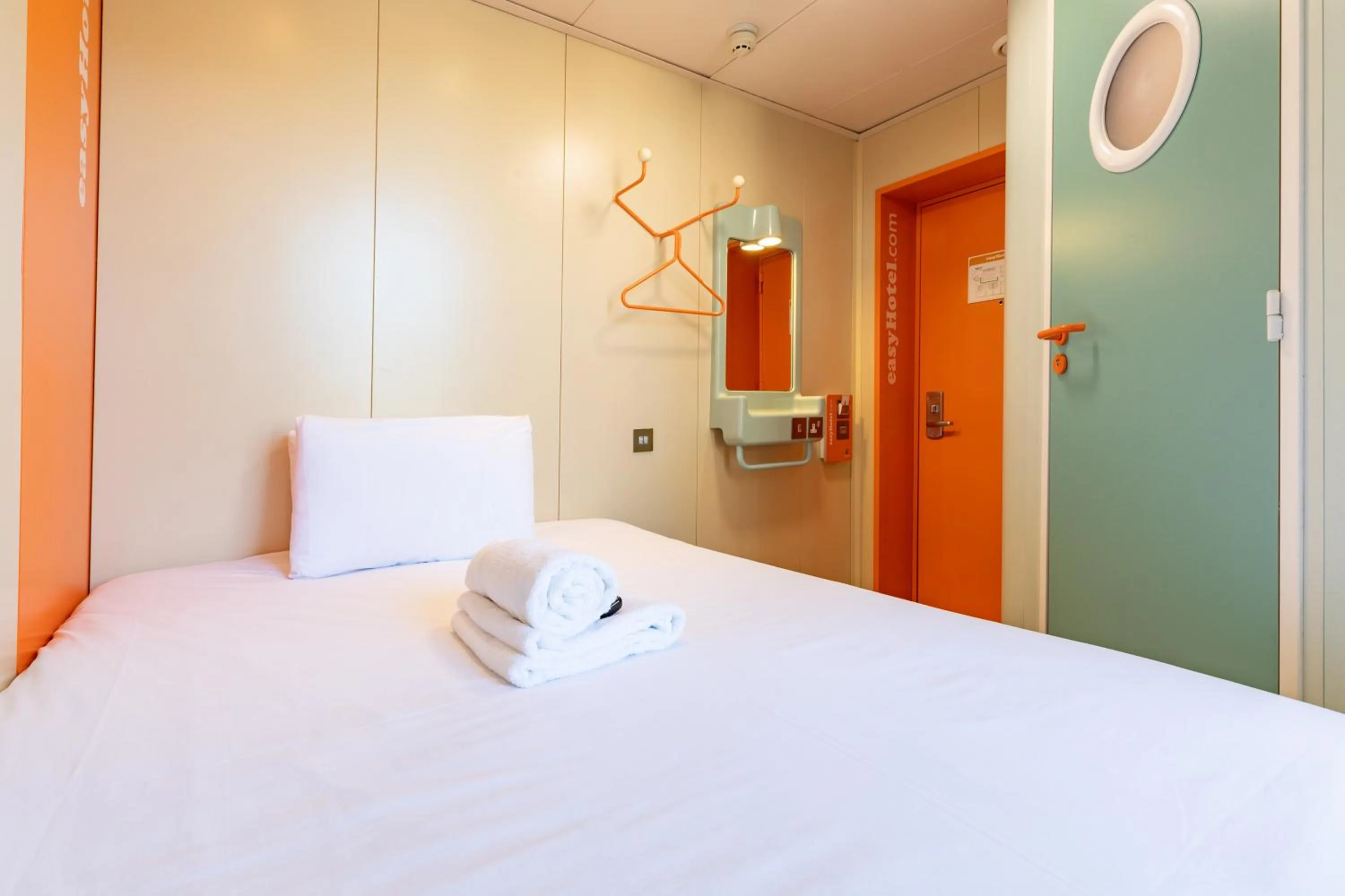 Bed in easyHotel Edinburgh