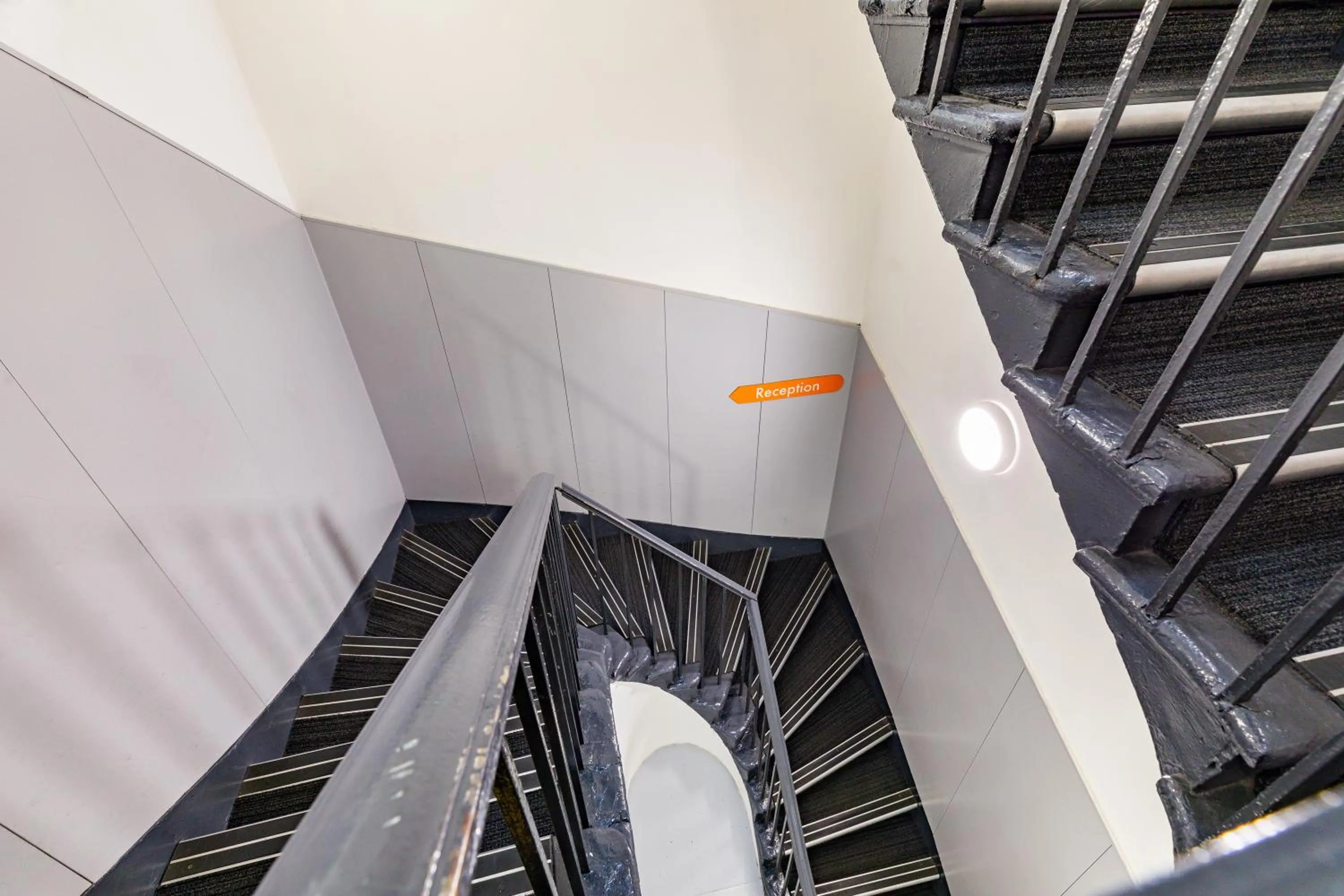 Property building in easyHotel Edinburgh