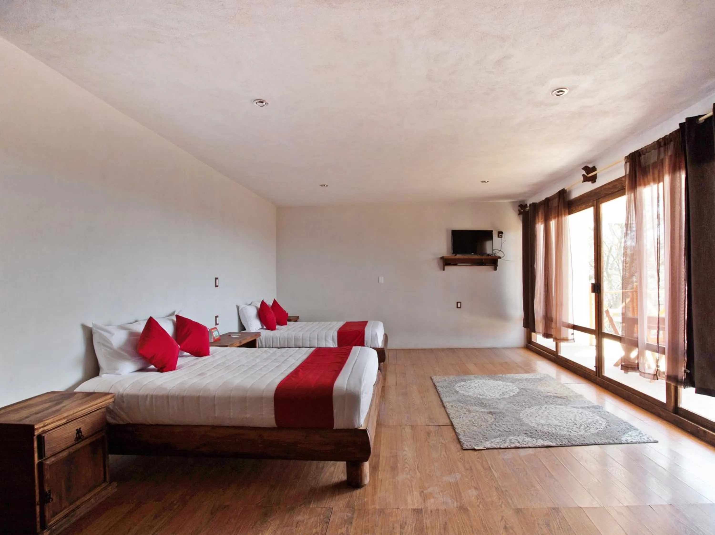 TV and multimedia in Hotel Villa Xtreme