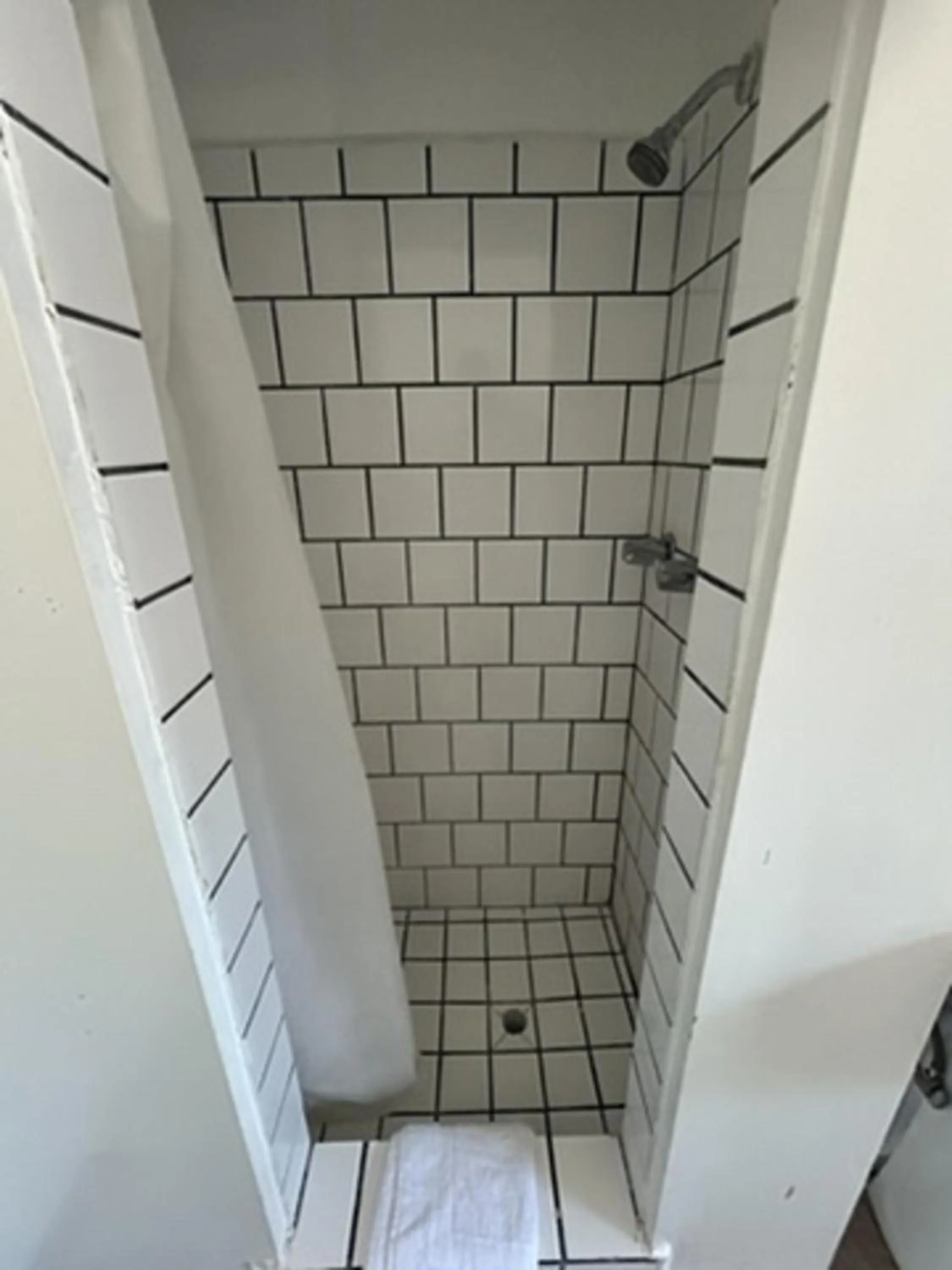 Shower in Encore Inn Inglewood