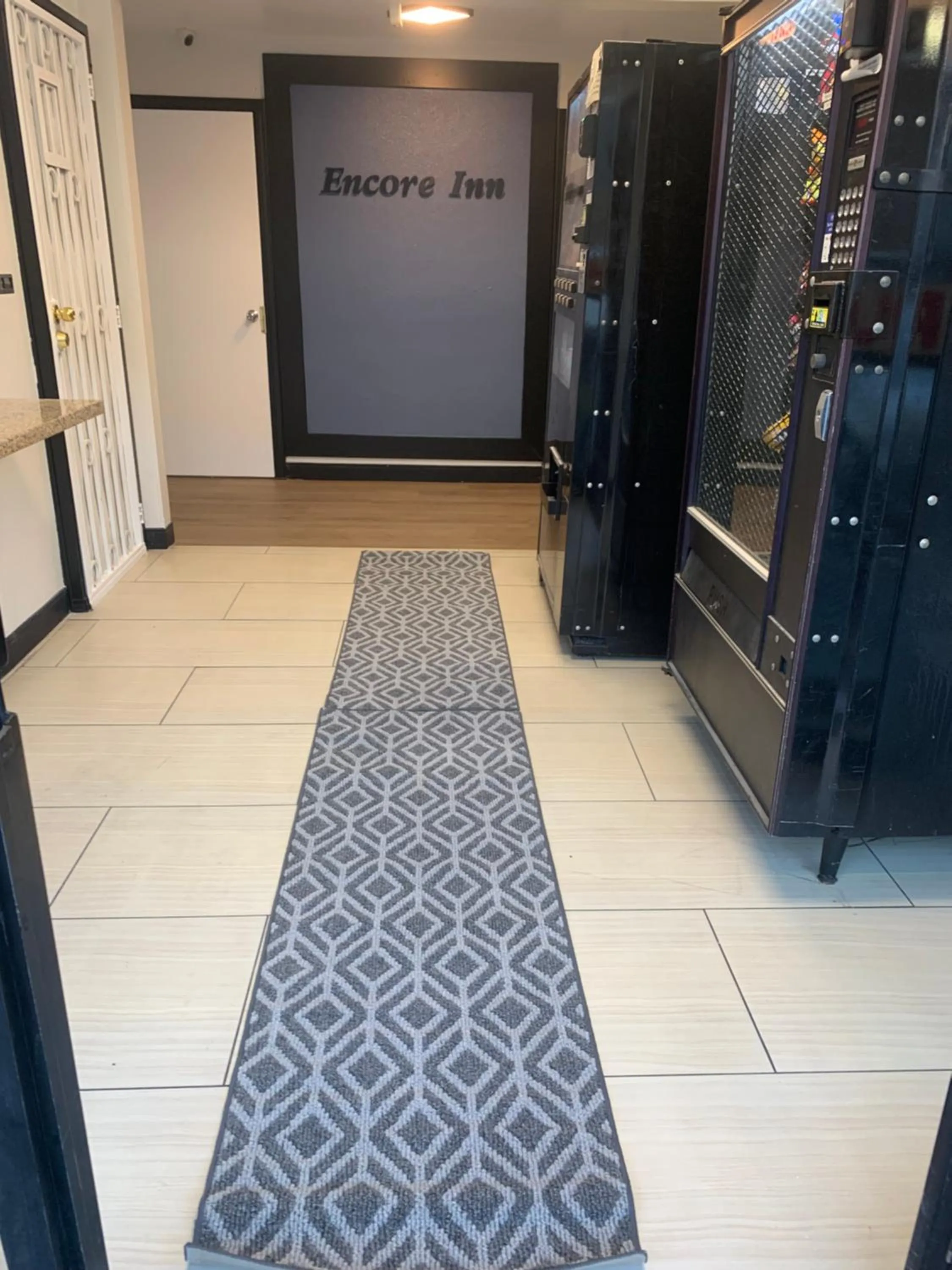 Facade/entrance in Encore Inn Inglewood