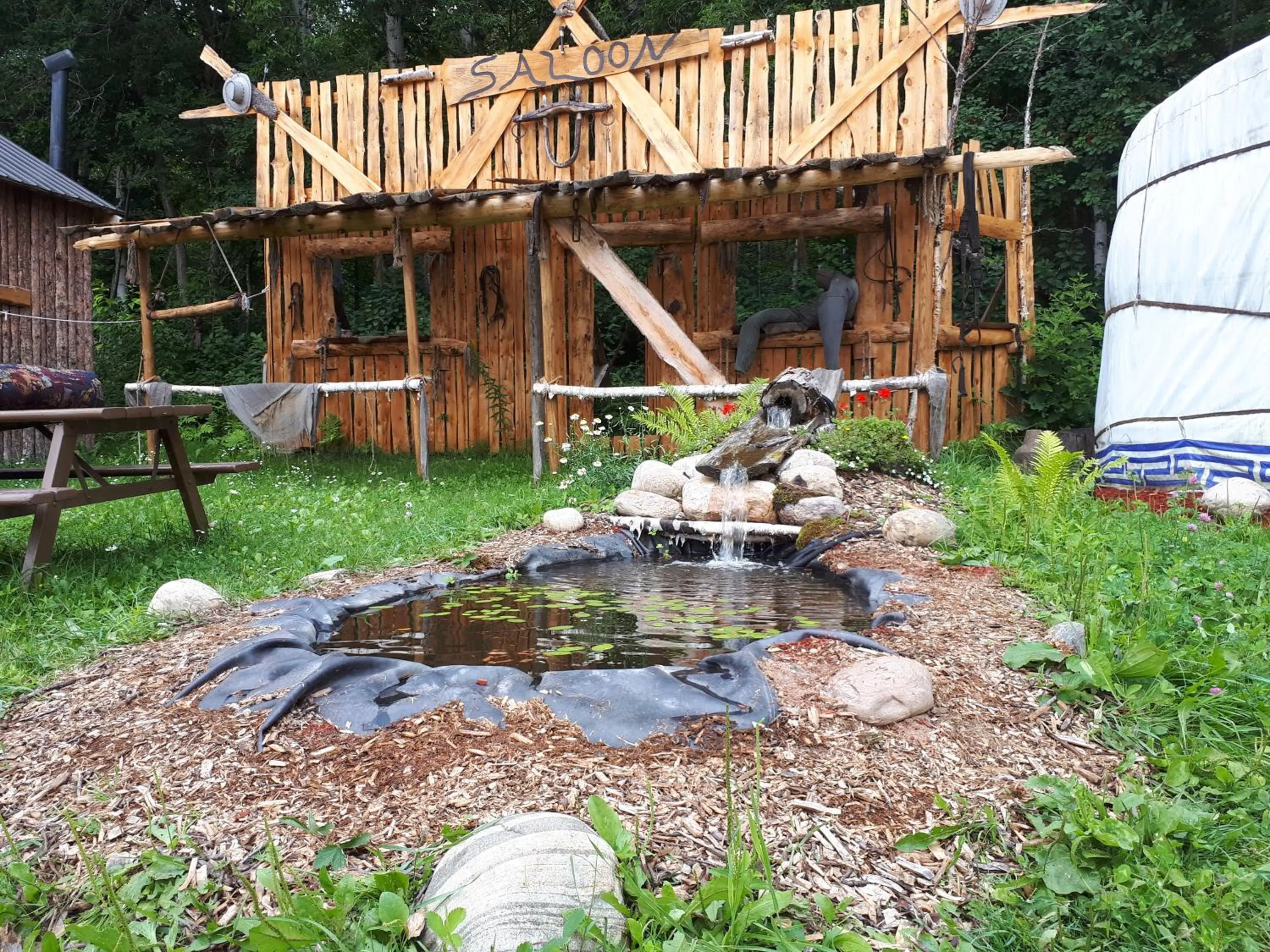 Garden in Hébergement de la Montagne St-Roch