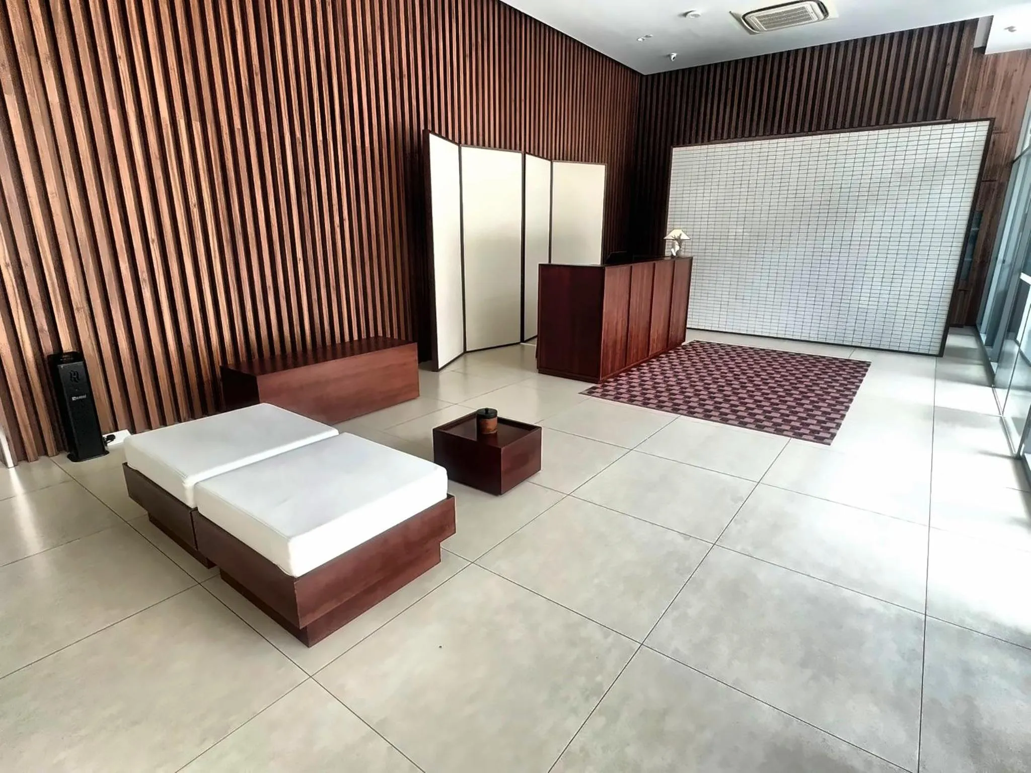 Lobby or reception, Bed in Oxley Thanksgiving Residence