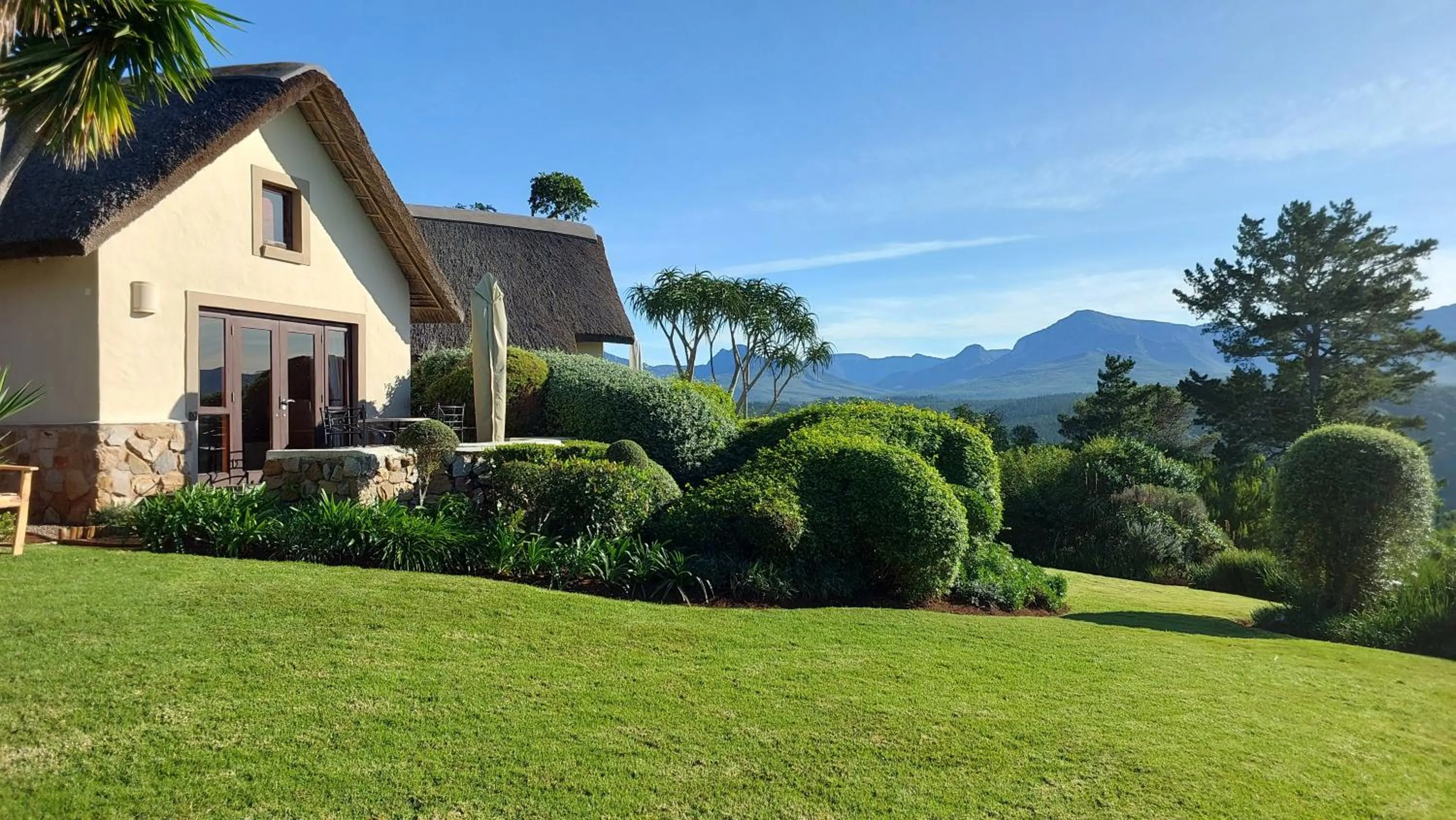 Garden view in Paradise Cove