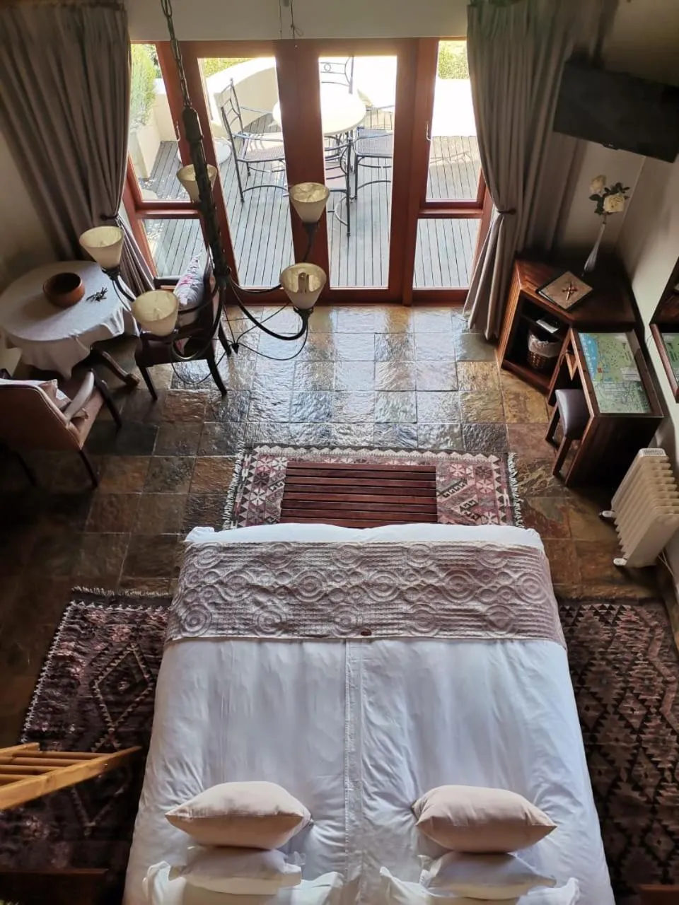 View (from property/room), Bed in Paradise Cove