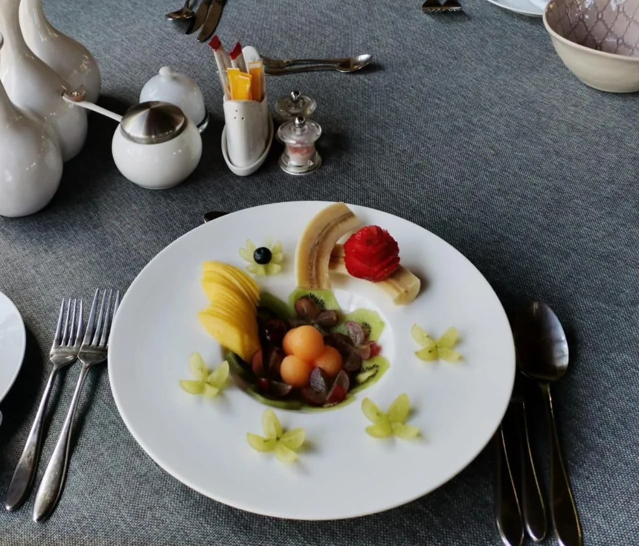 Breakfast in Paradise Cove