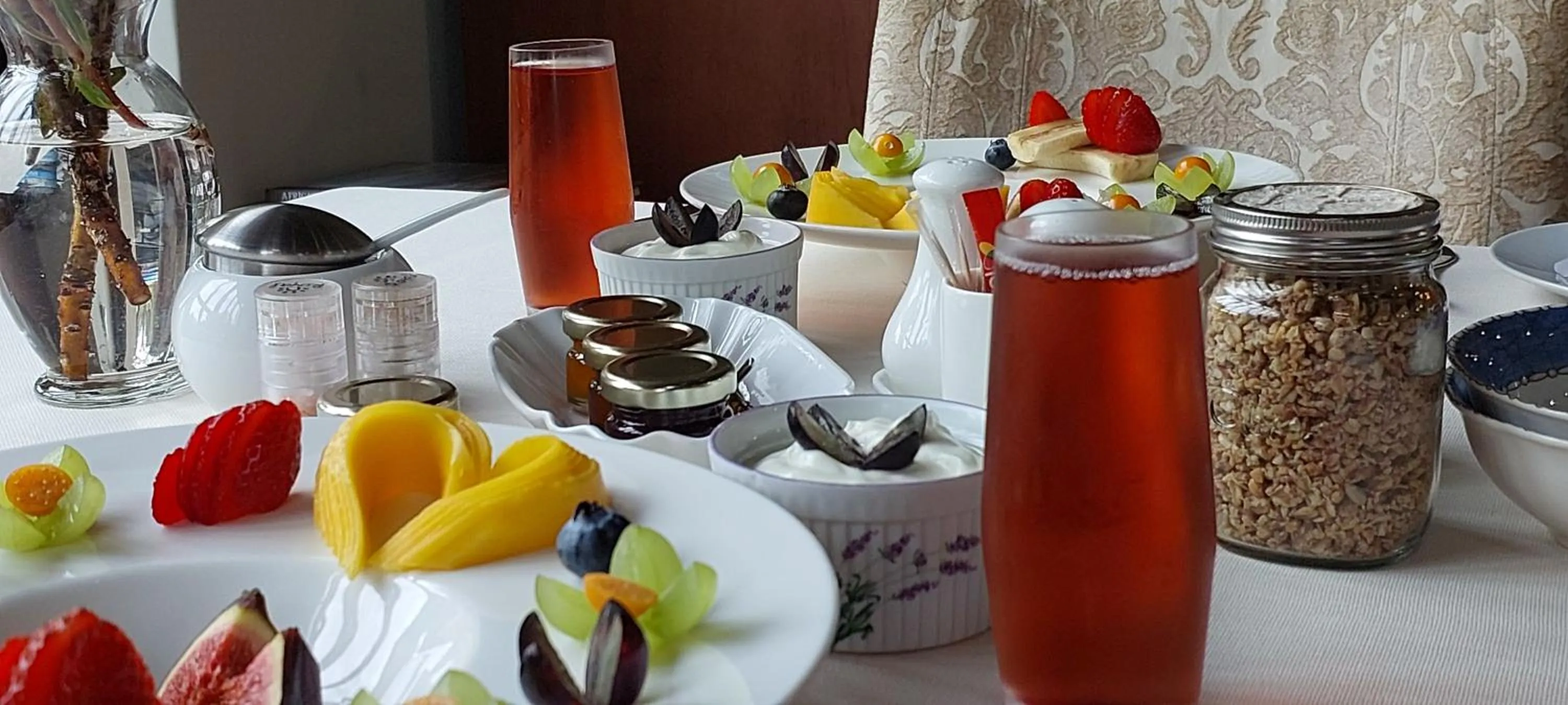 Breakfast in Paradise Cove