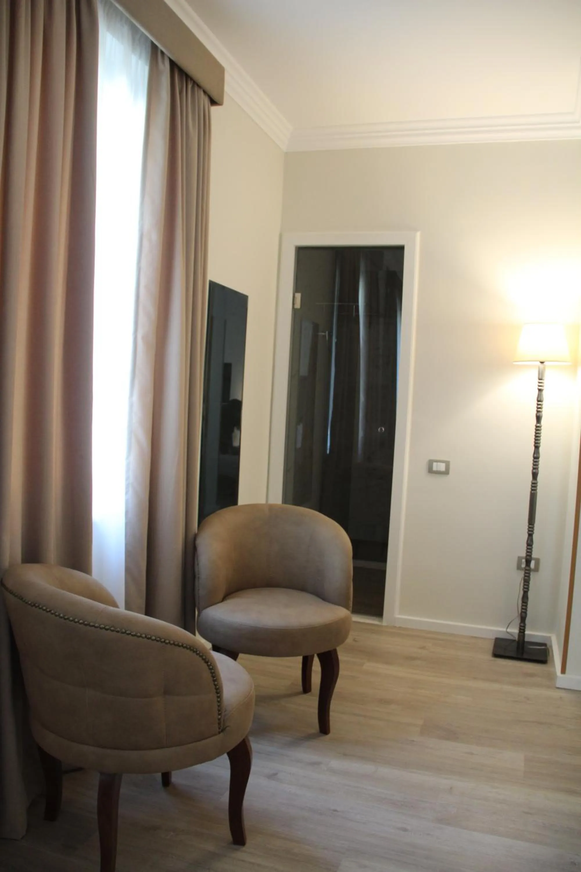 Bedroom in Hotel Hermes Tirana