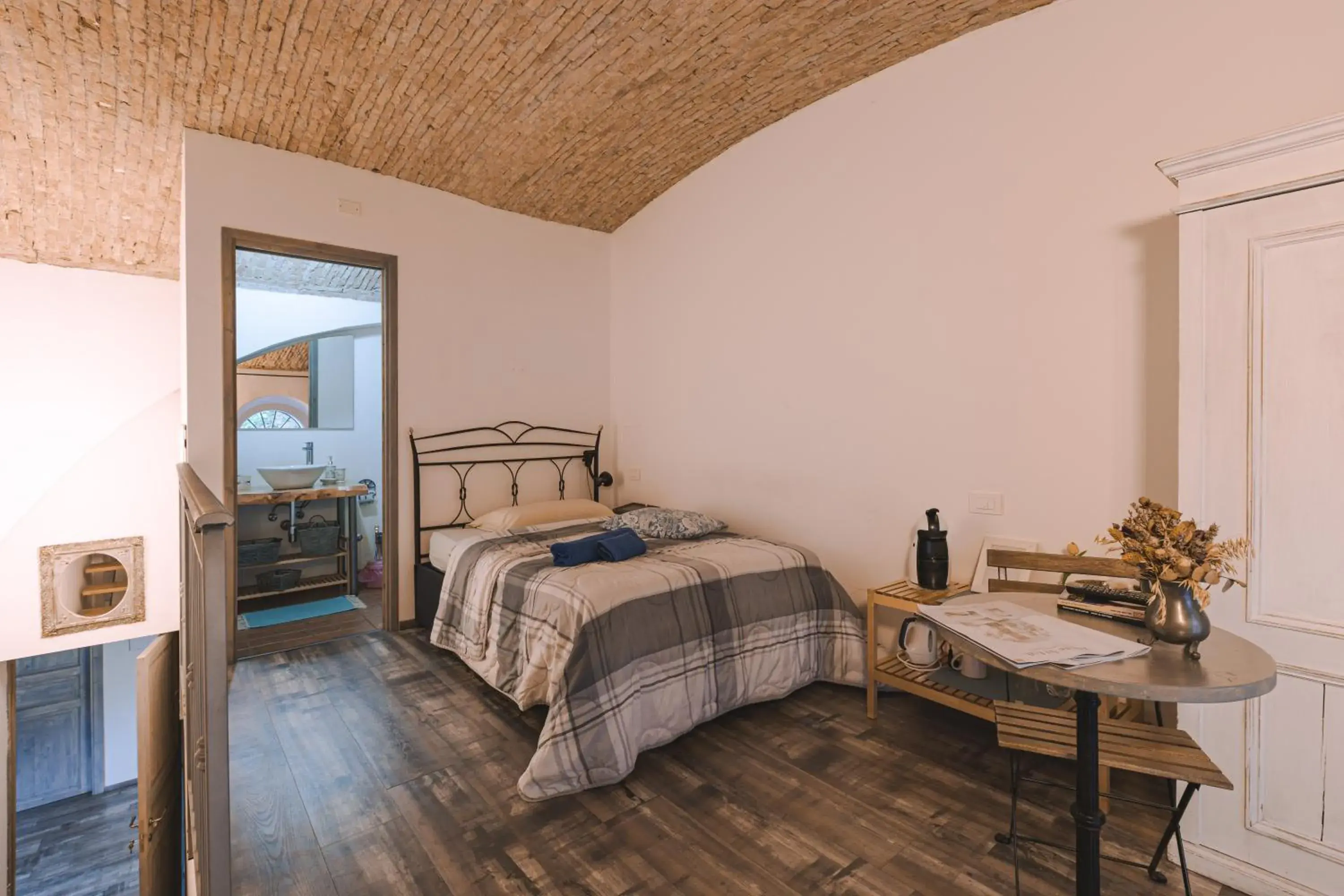 Economy Double Room With French Bed in Trieste Art Loft Economy Double Room With French Bed in Trieste Art Loft