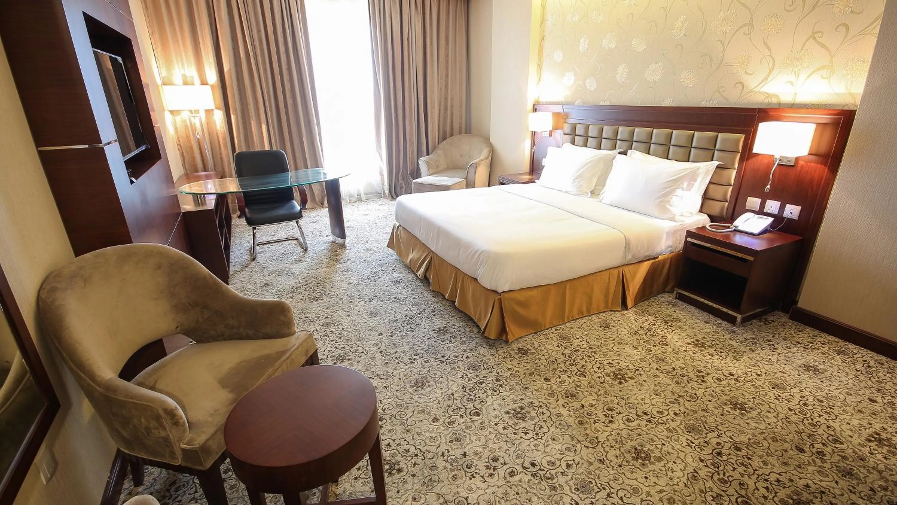 Seating area, Bed in Rabigh Park Hotel