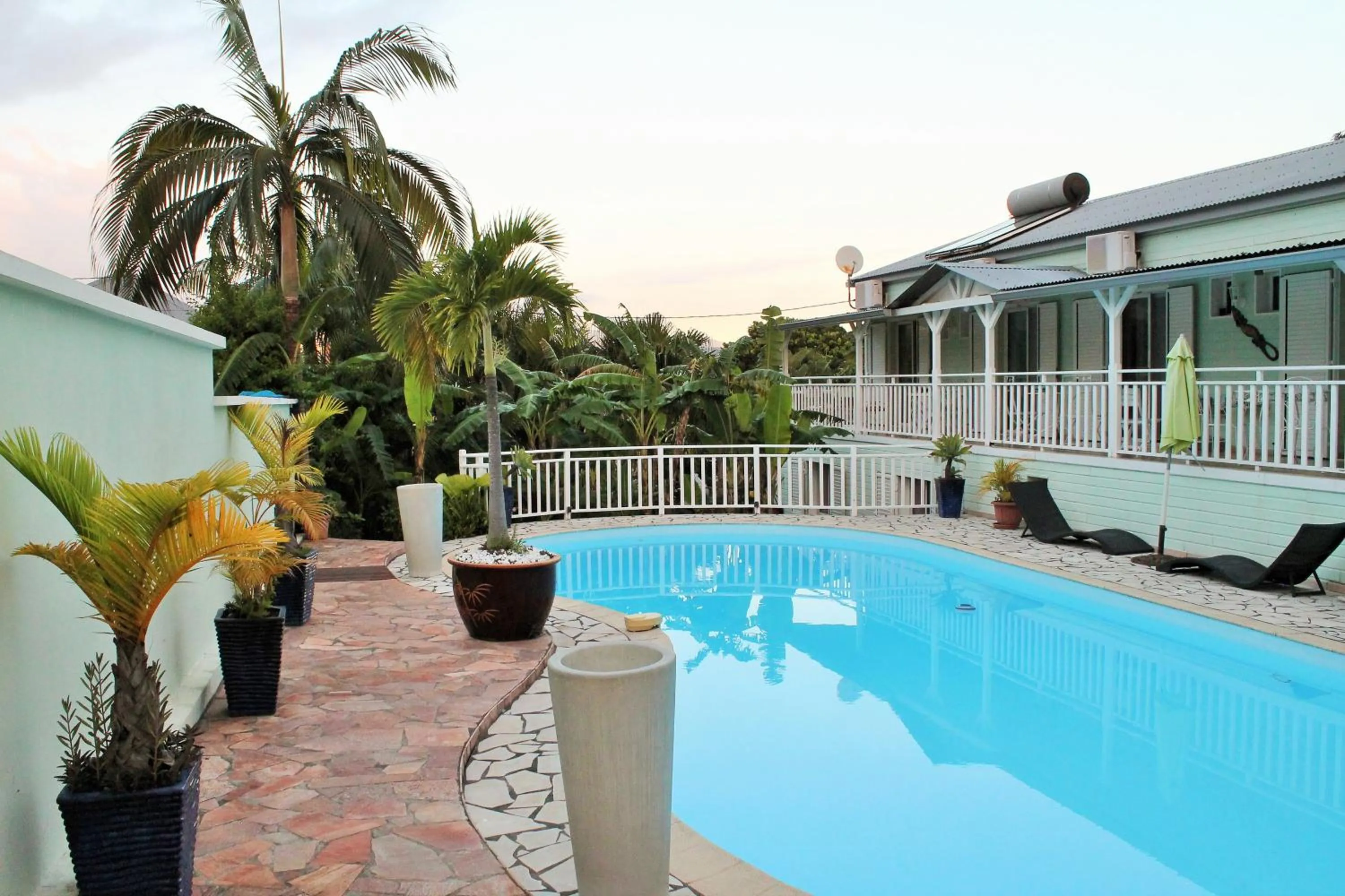 Swimming pool in Entre Deux Rêves