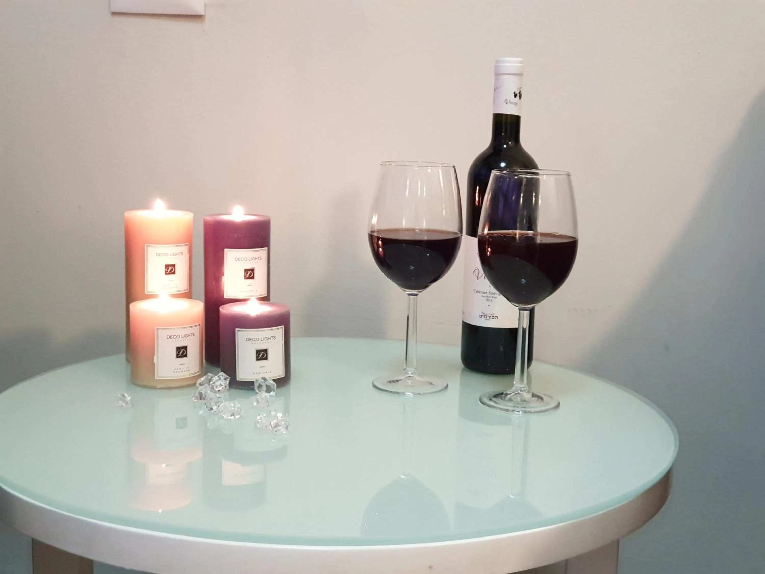 Photo of the whole room in Spat Hotel Ashdod