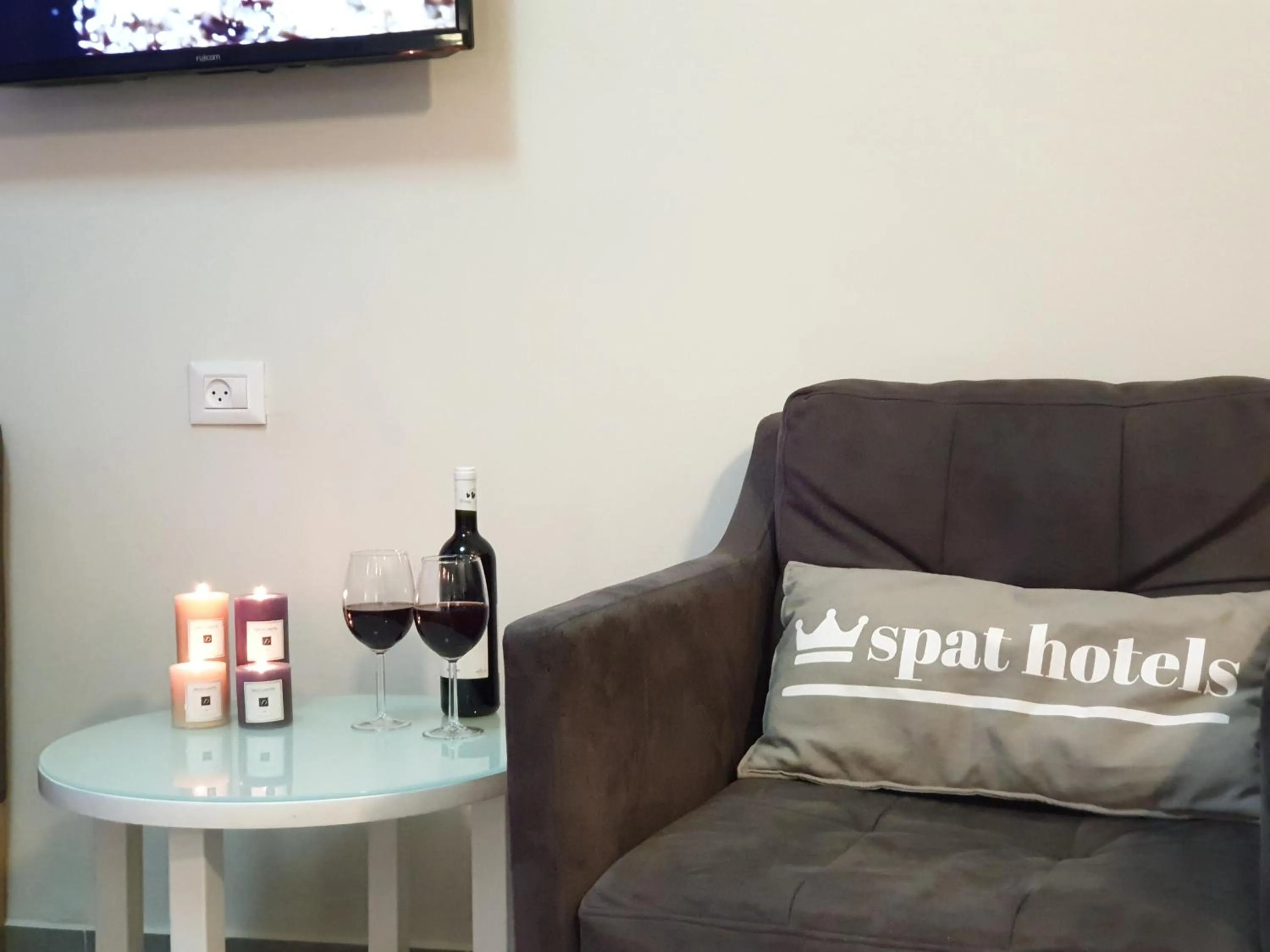 Photo of the whole room in Spat Hotel Ashdod