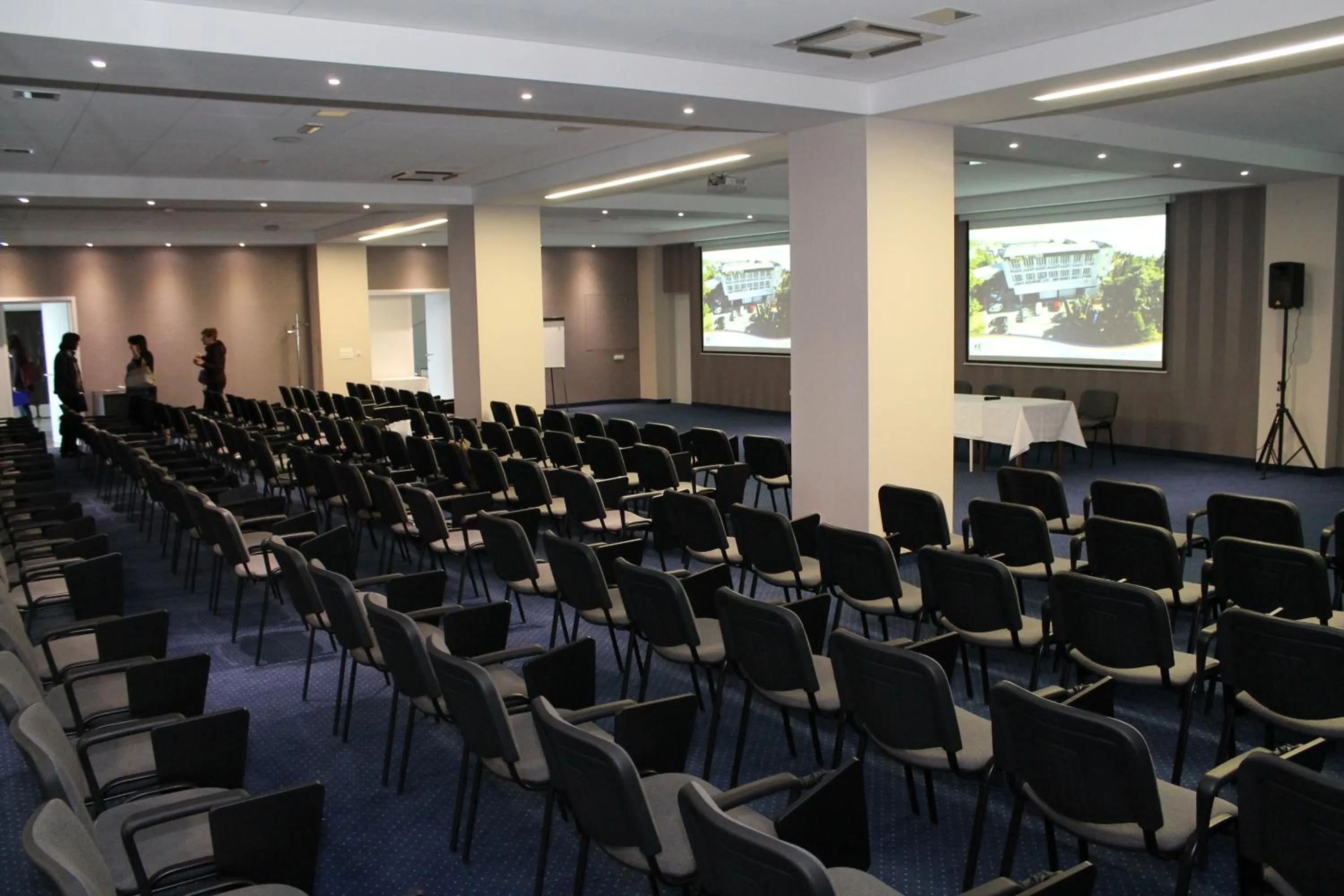 Business facilities in Hotel Omorika