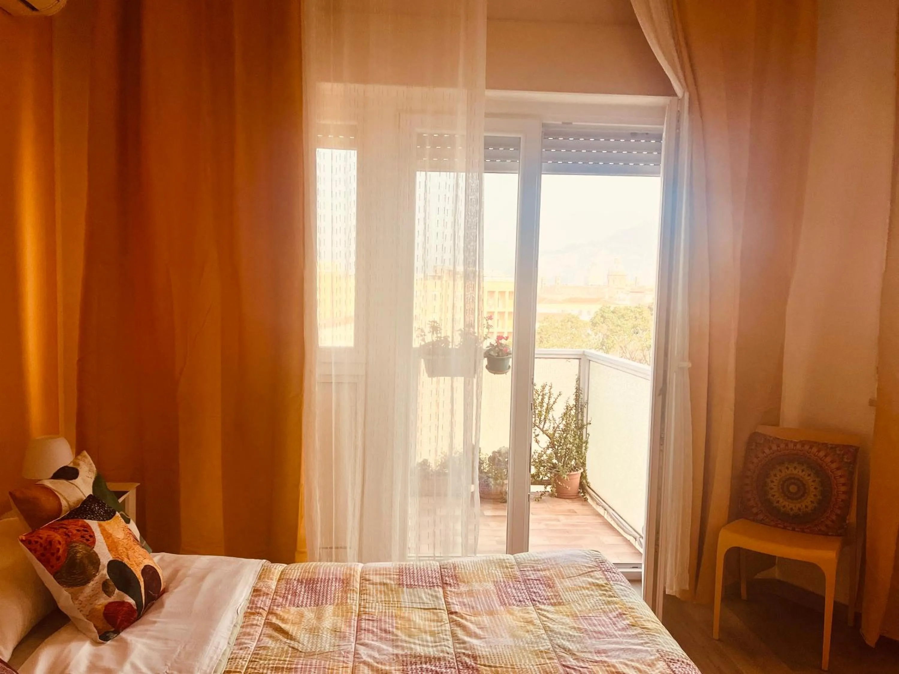 Bed in LeAlbe di Sicilia