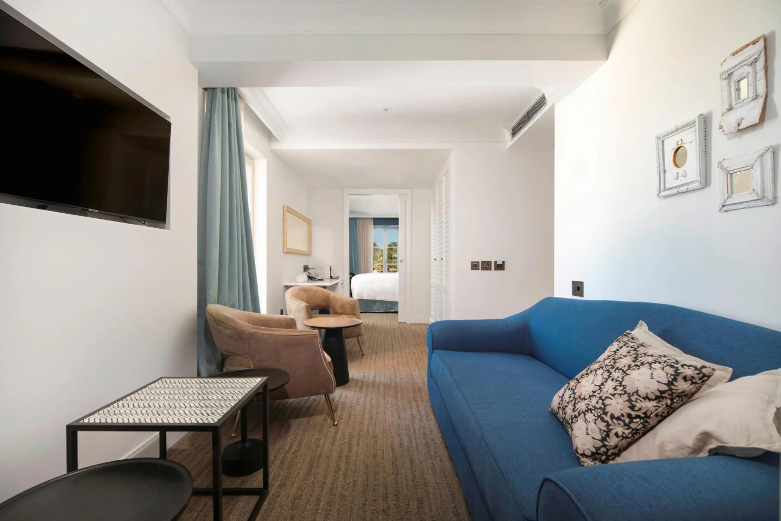 Corner Suite Balcony Sea View in Riva Marina Hvar Hotel Corner Suite Balcony Sea View in Riva Marina Hvar Hotel