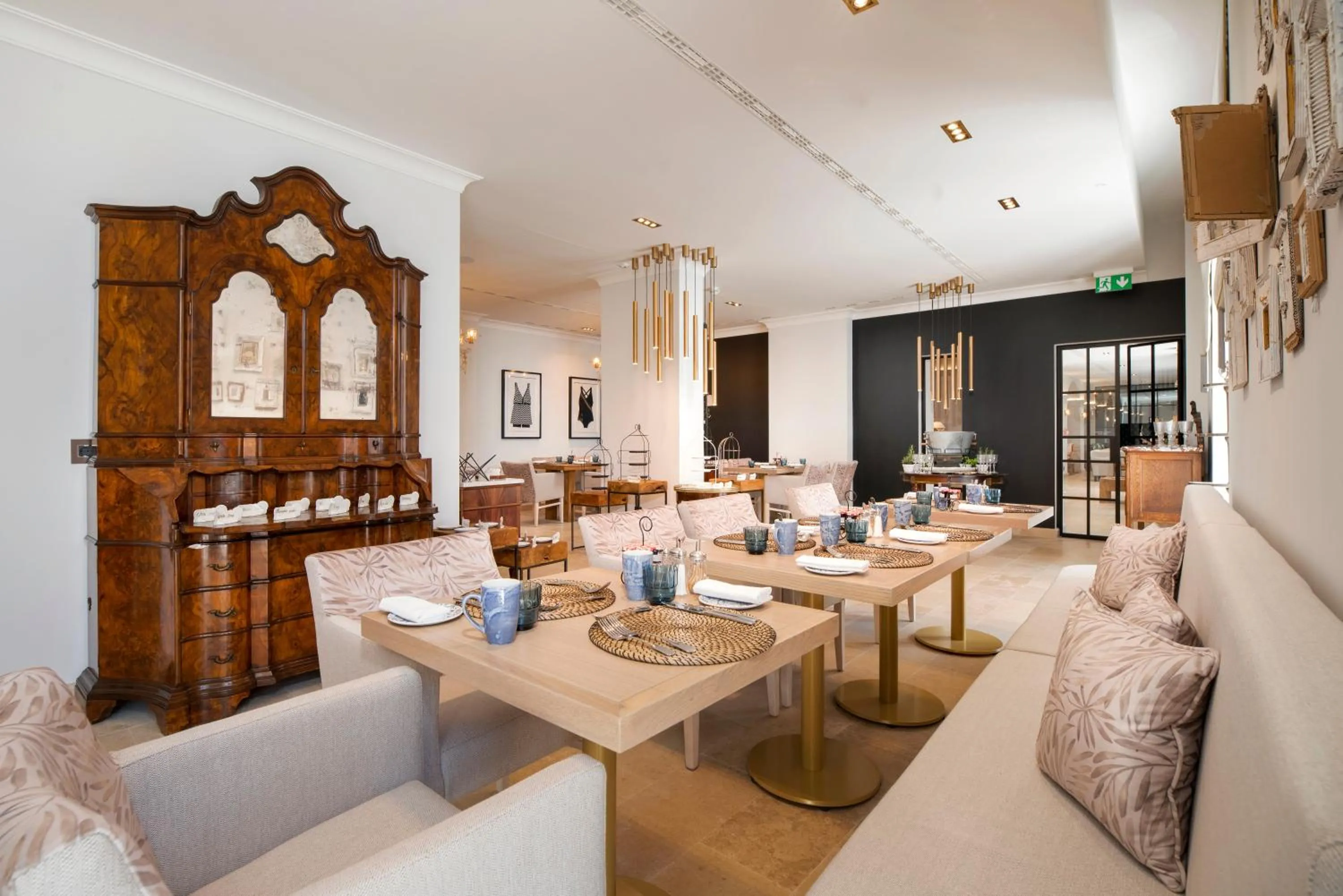 Restaurant/places to eat in Riva Marina Hvar Hotel