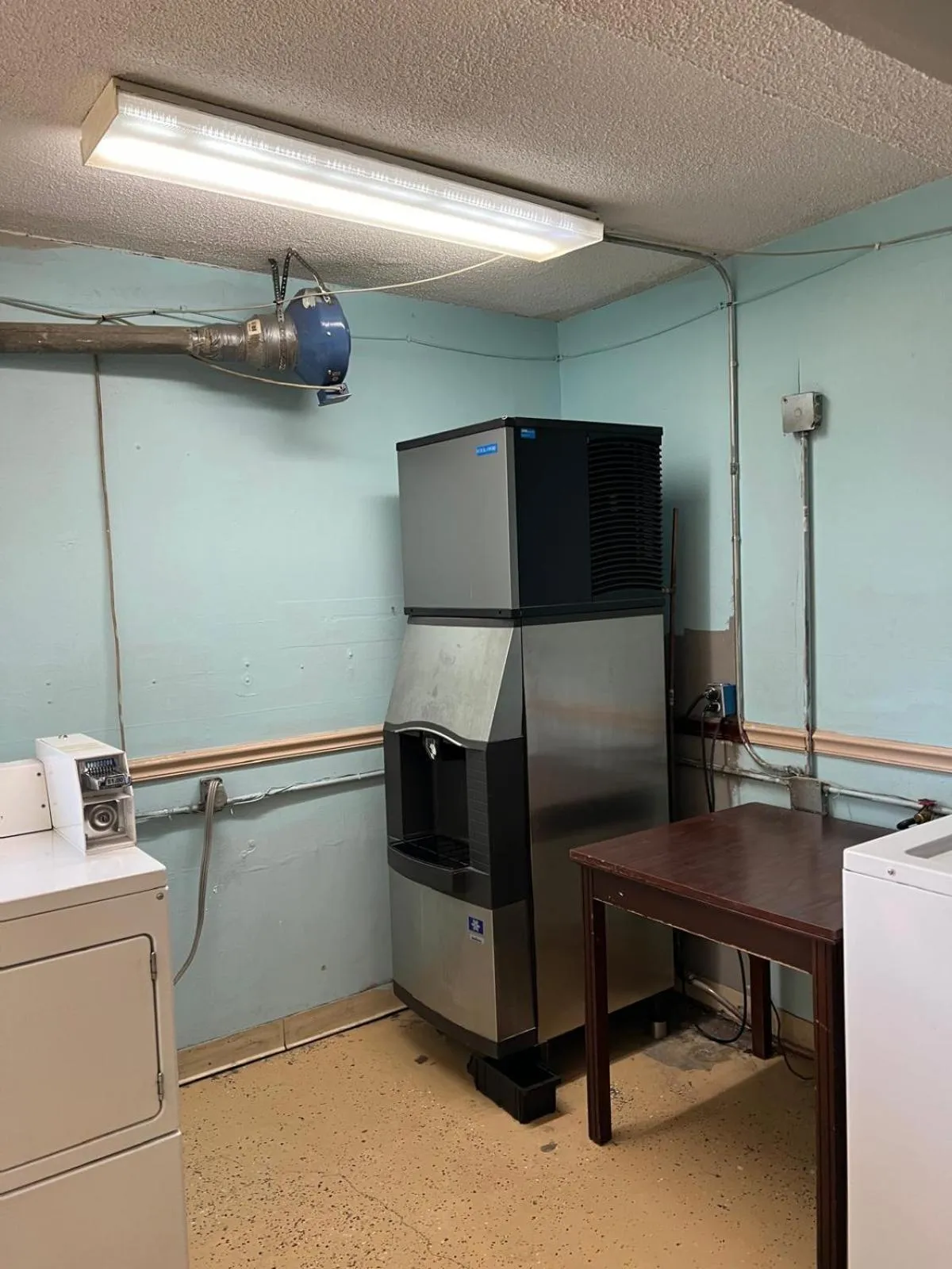 Lobby or reception in Quality Quarters Inn By OYO Richmond KY I-75