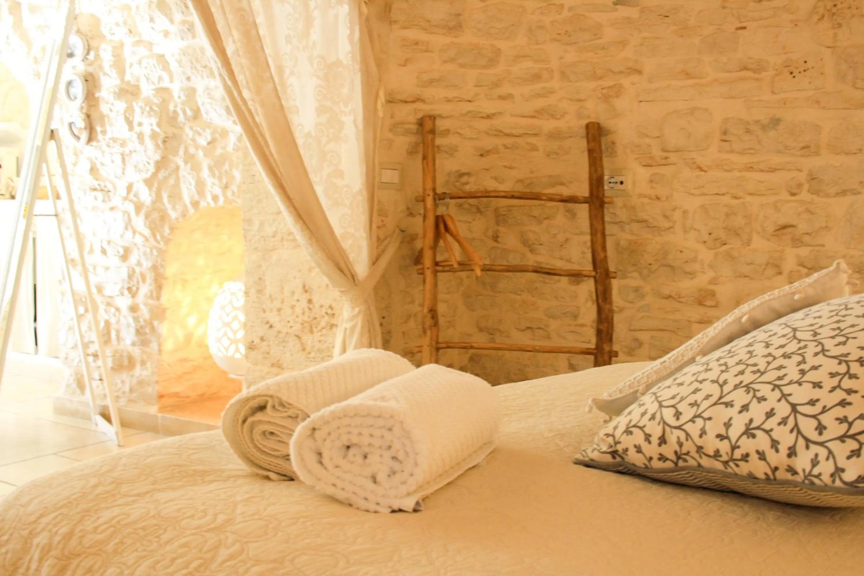 Bed in EnjoyTrulli - Unesco Site
