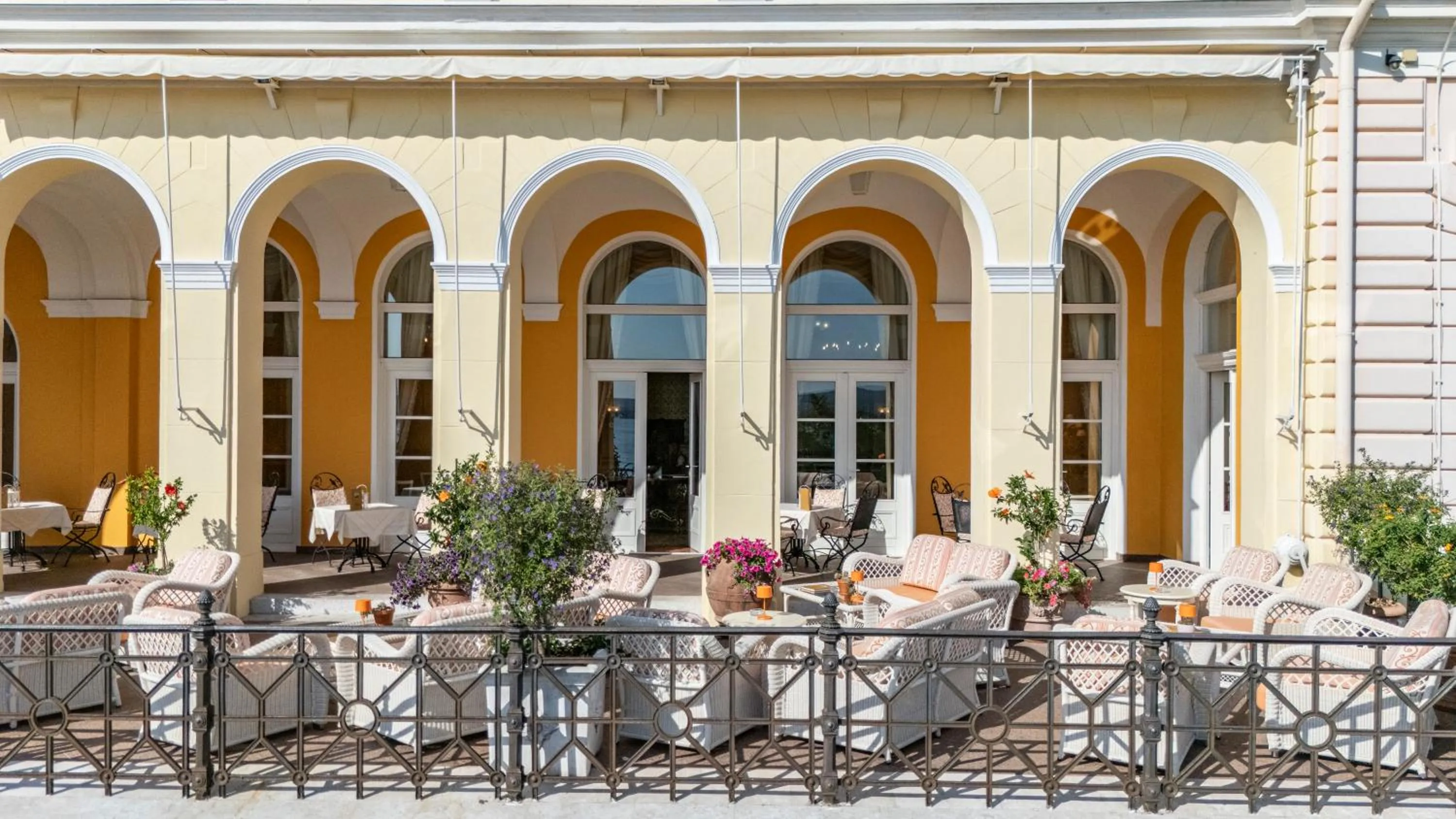 Lounge or bar in Hotel Kvarner Palace