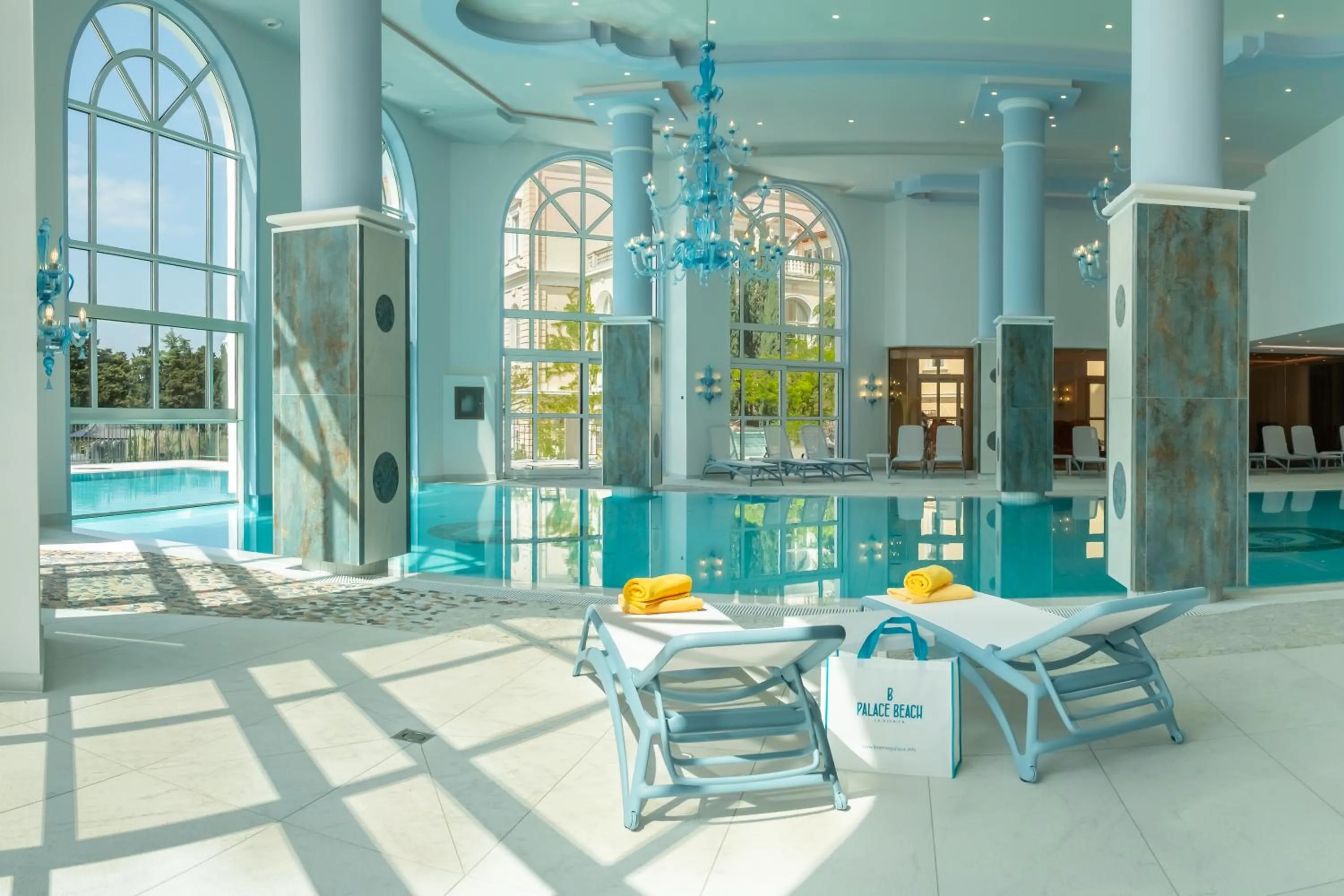 Swimming pool in Hotel Kvarner Palace