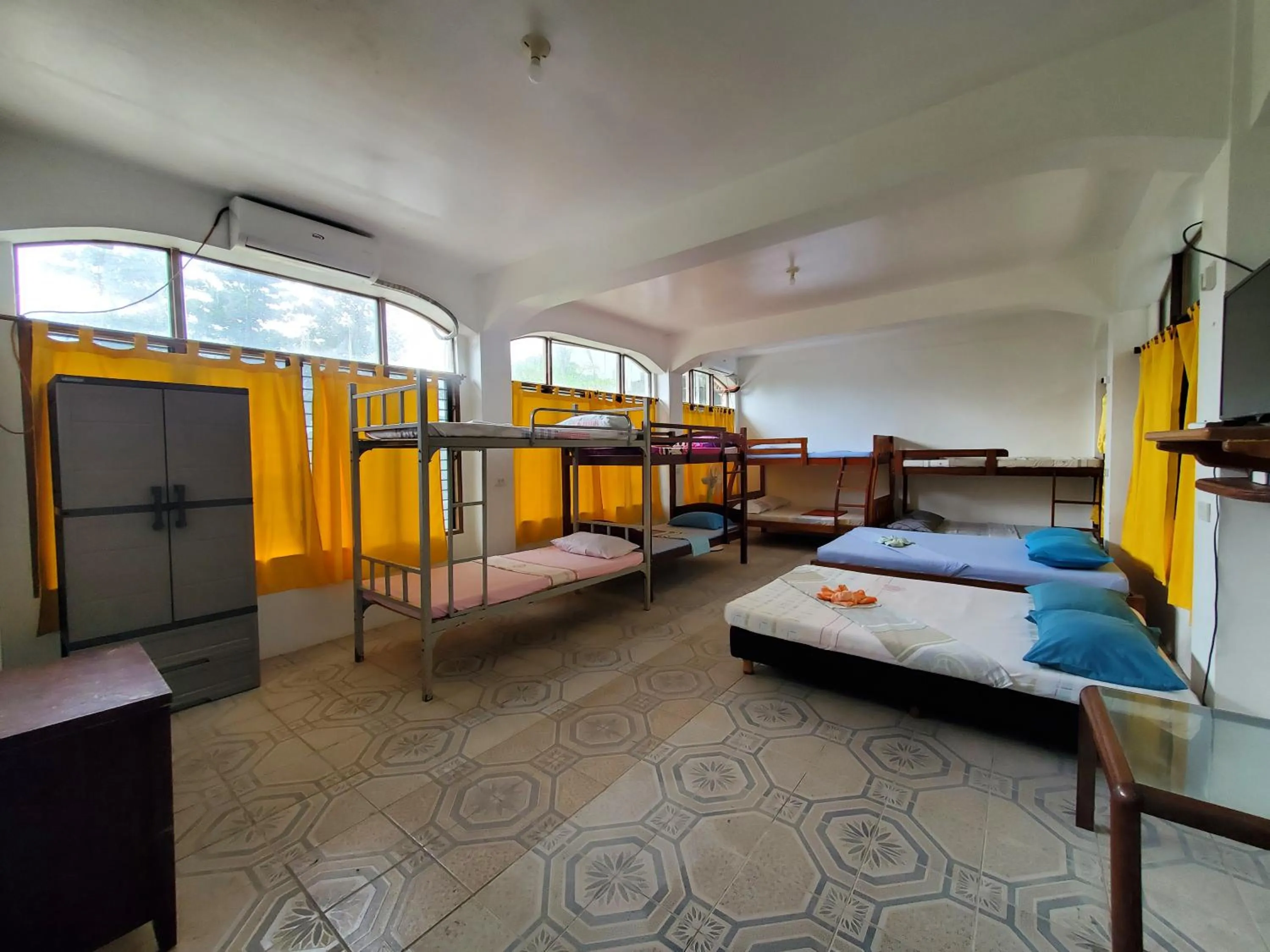 Bedroom, Bed in Patrick's on the Beach Resort