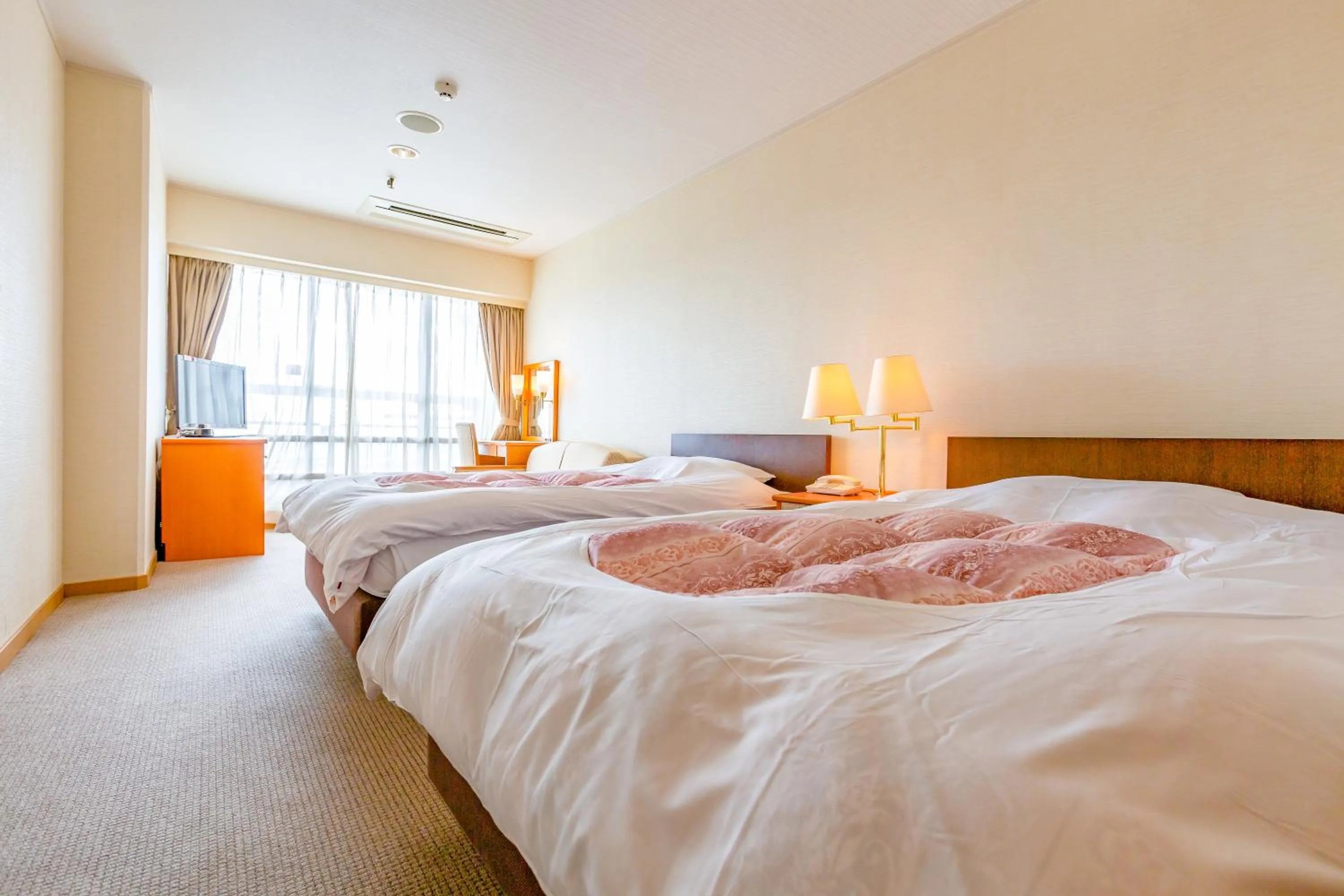 Photo of the whole room in Ooedo Onsen Monogatari Minoh Kanko Hotel