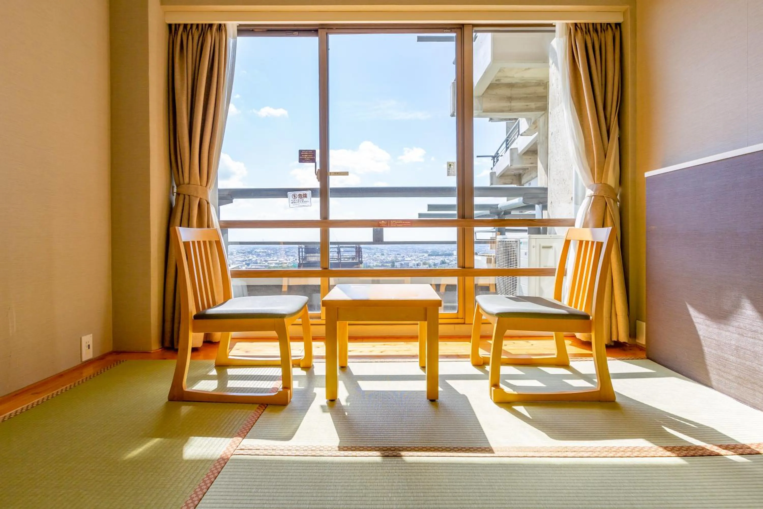 Photo of the whole room in Ooedo Onsen Monogatari Minoh Kanko Hotel