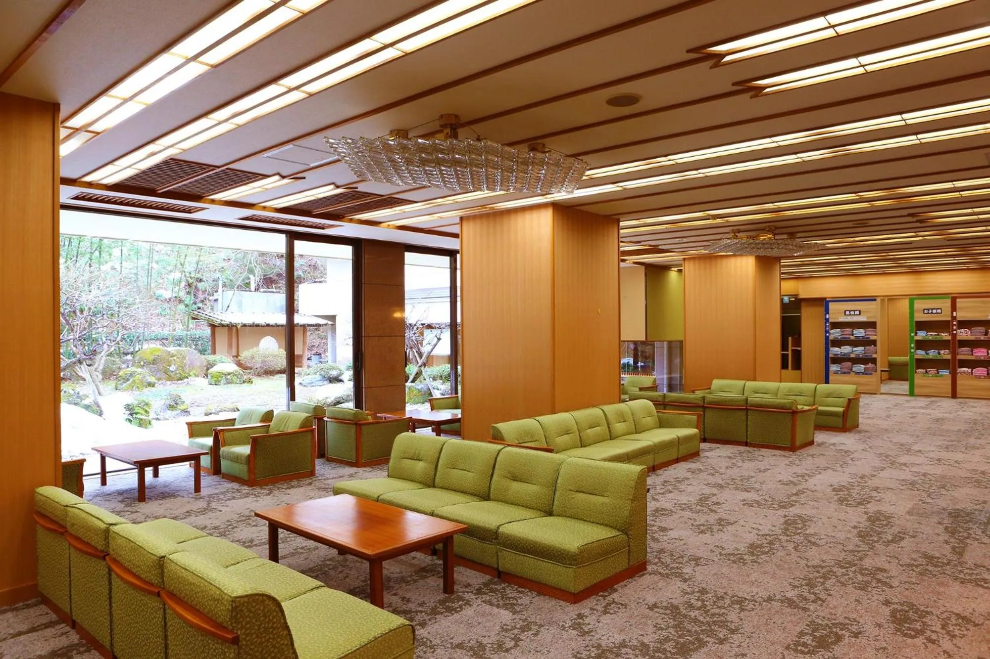 Lobby or reception in Ooedo Onsen Monogatari Kounkaku