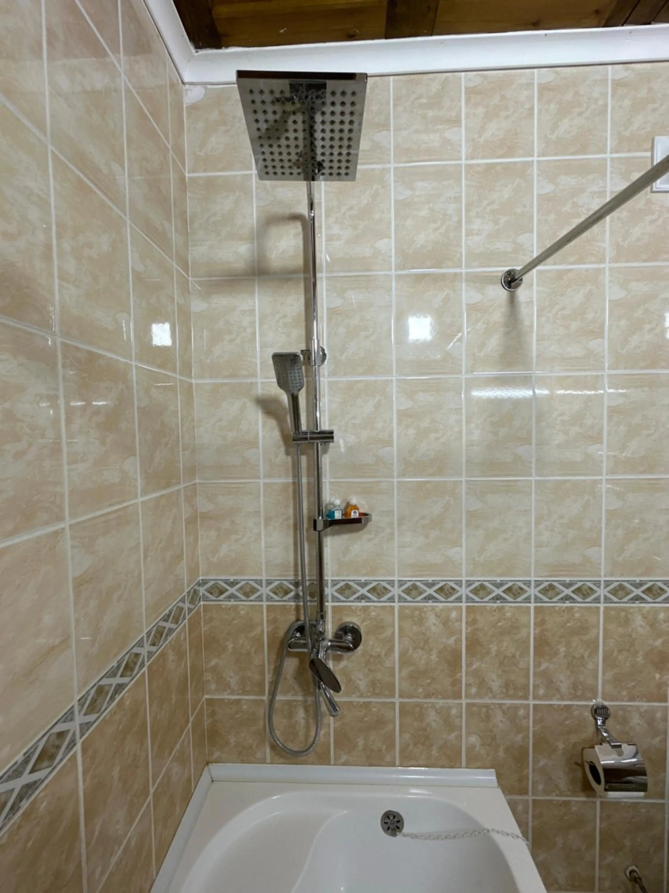 Shower in Rizo Boutique