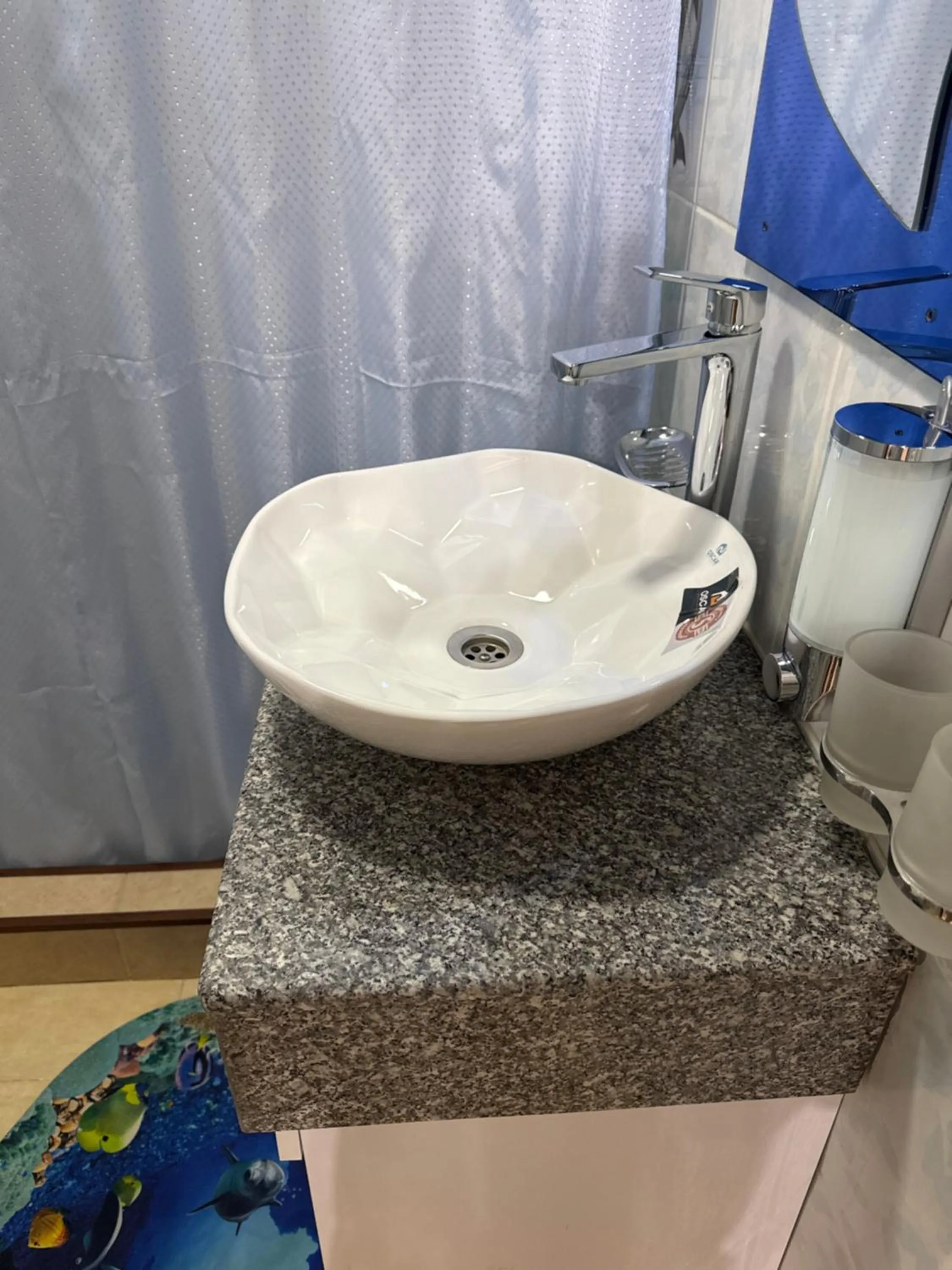 Bathroom in Rizo Boutique