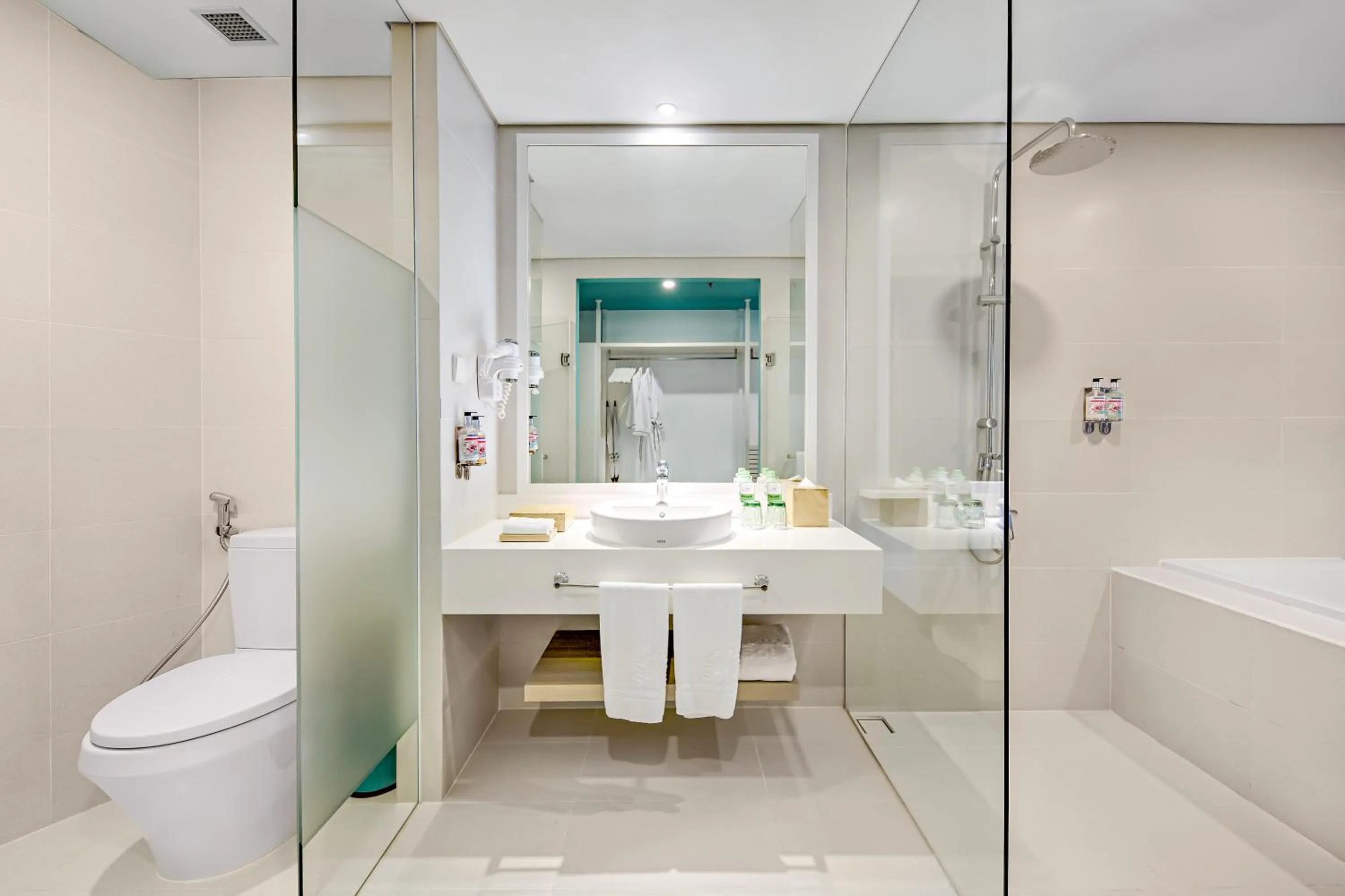 Bathroom in SOL by Meliá Phu Quoc