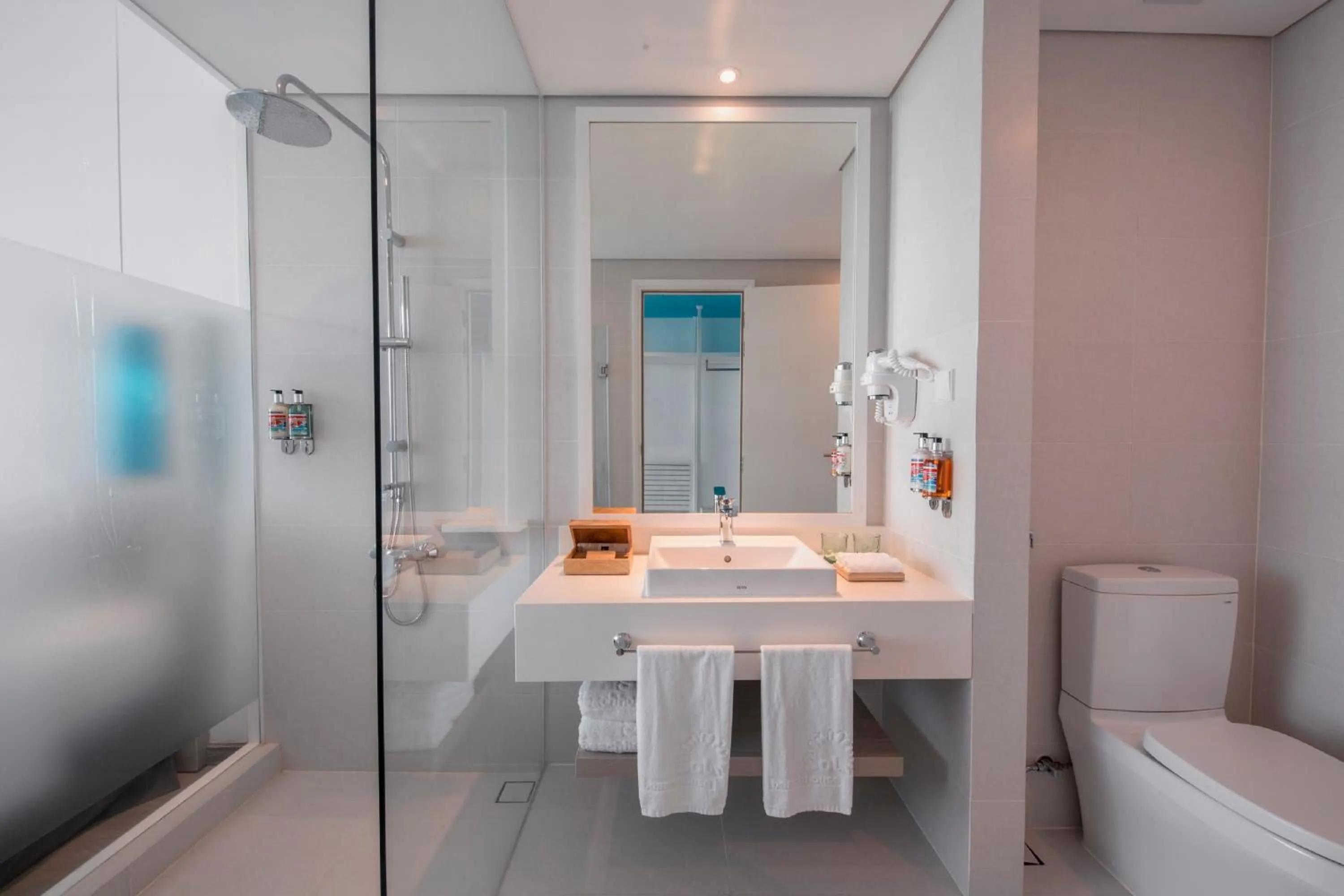 Bathroom in SOL by Meliá Phu Quoc