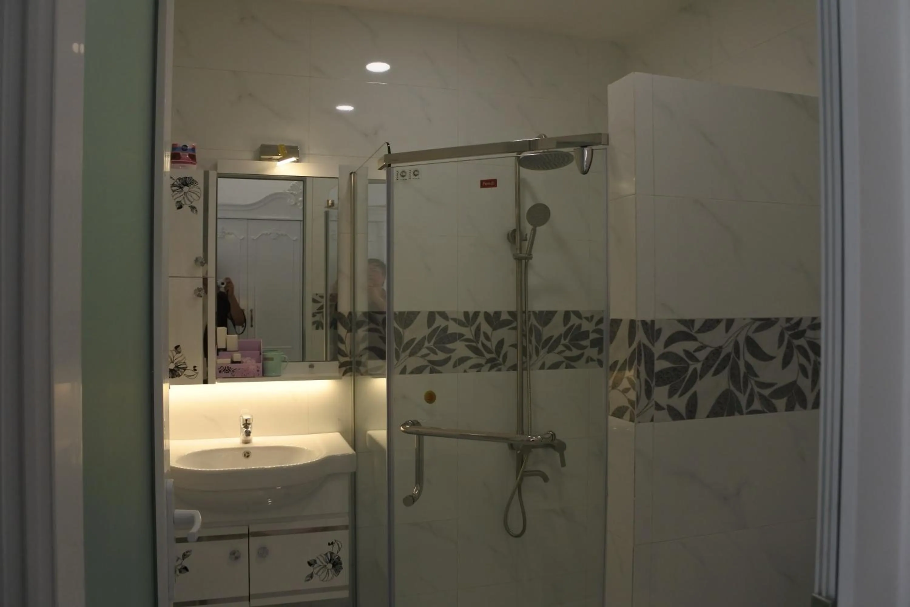 Shower in Godiva Villa Phu Quoc