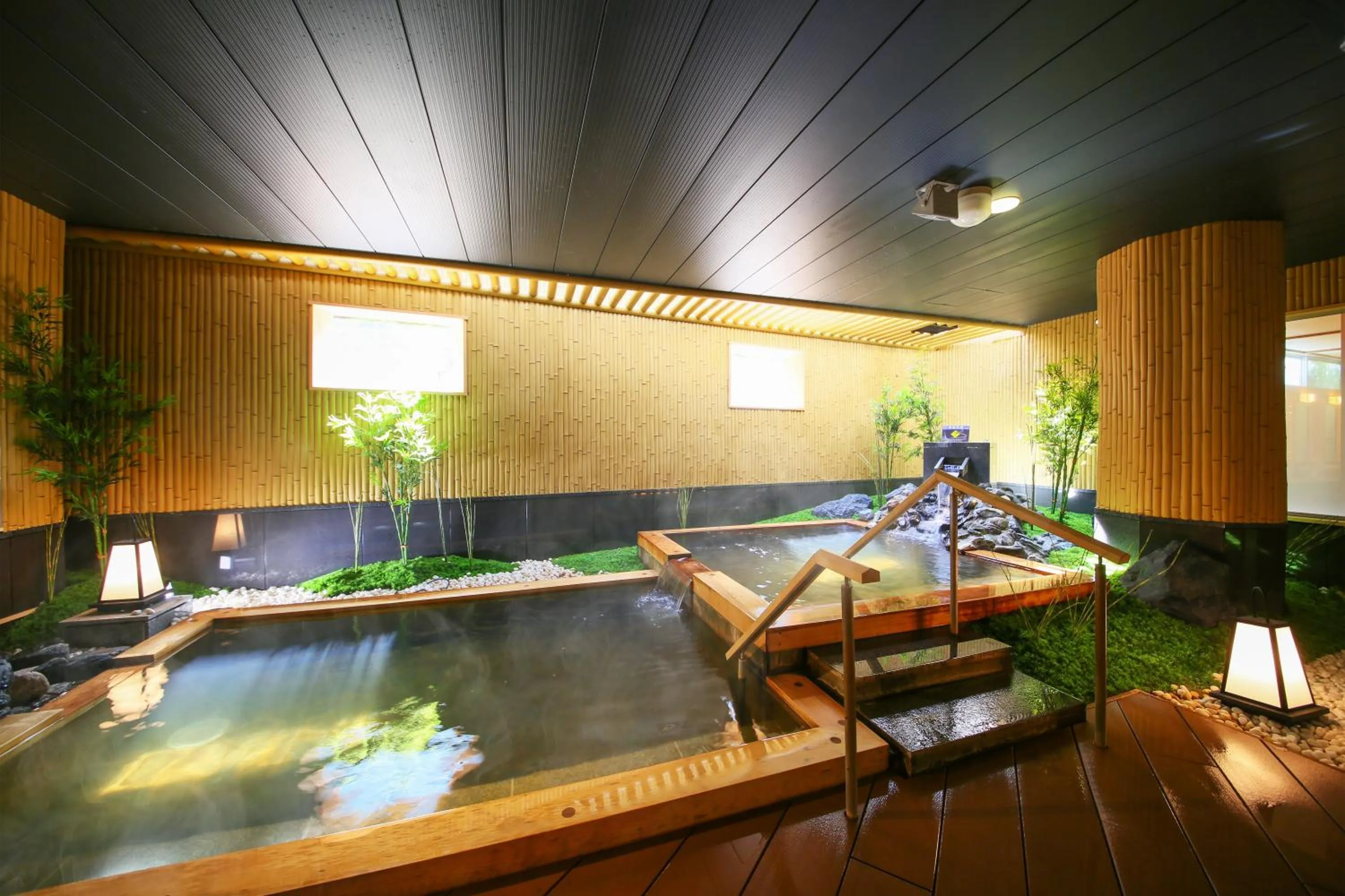 Hot Spring Bath in Ooedo Onsen Monogatari Premium Hotel New Shiobara