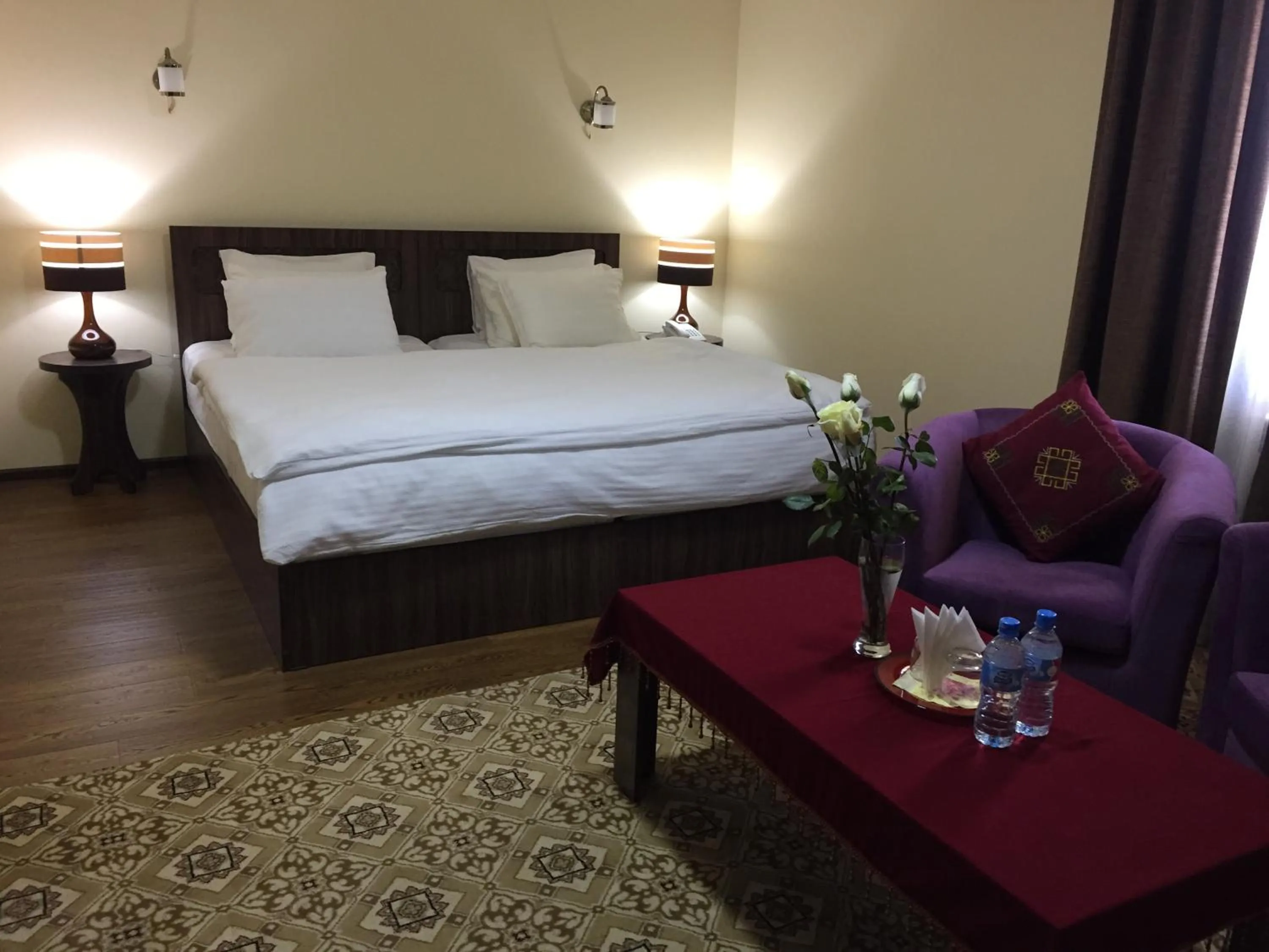 Photo of the whole room, Bed in Jipek Joli Inn