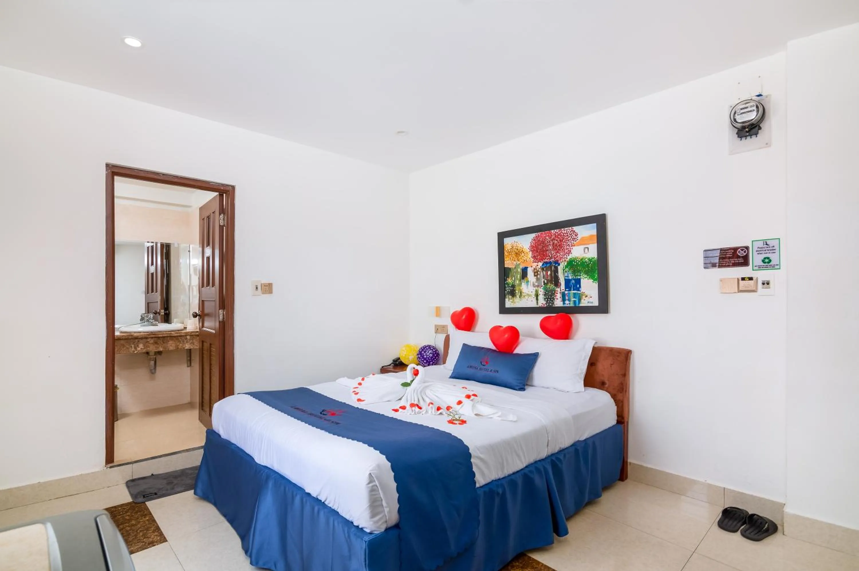 Bedroom, Bed in Amona Hotel